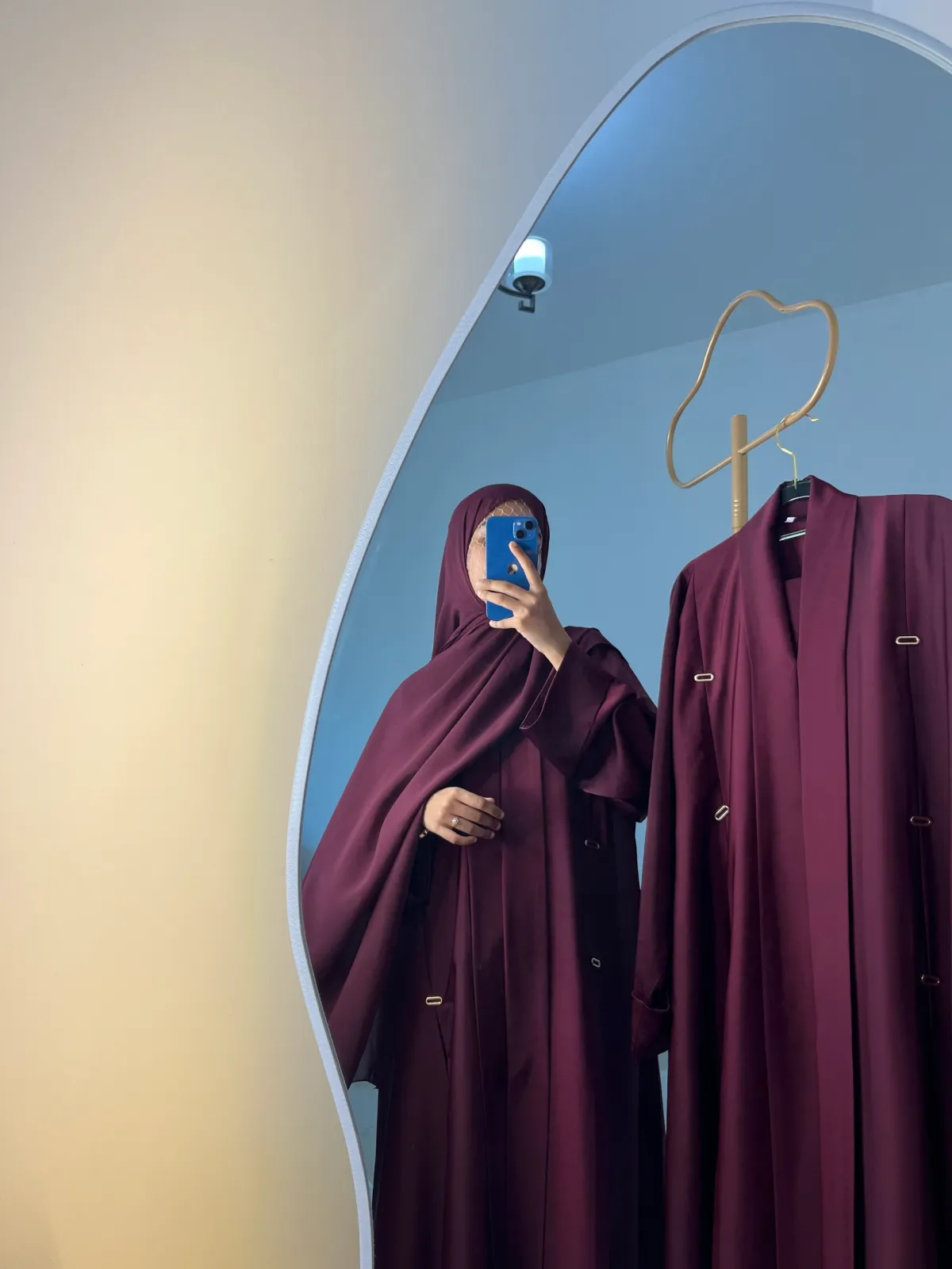 Premium Twilight Mulberry Abaya  - View 4