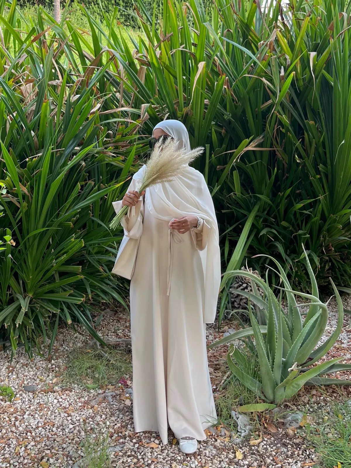 Noor Off-White Abaya