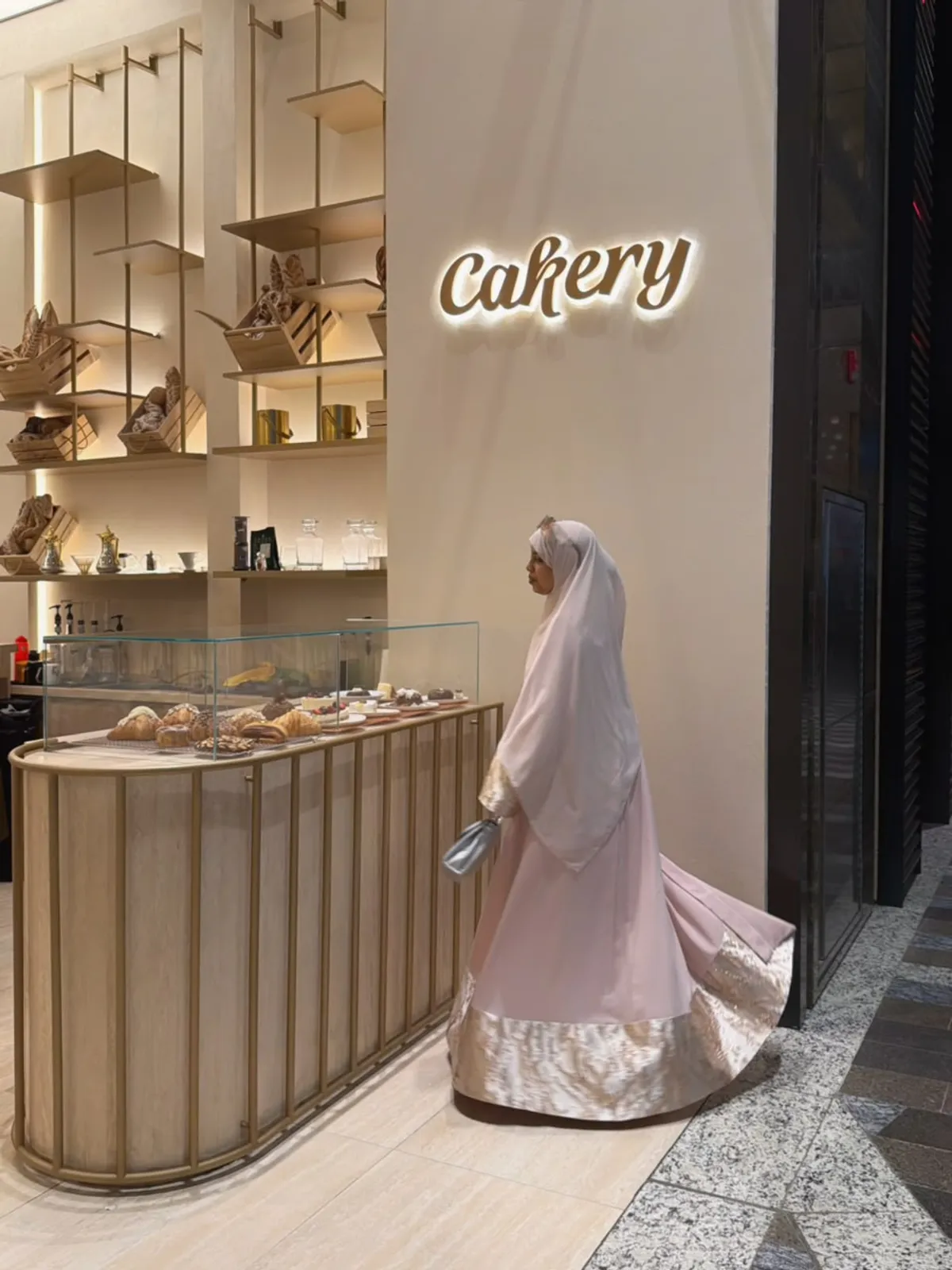 Haya Luxury Abaya - View 2