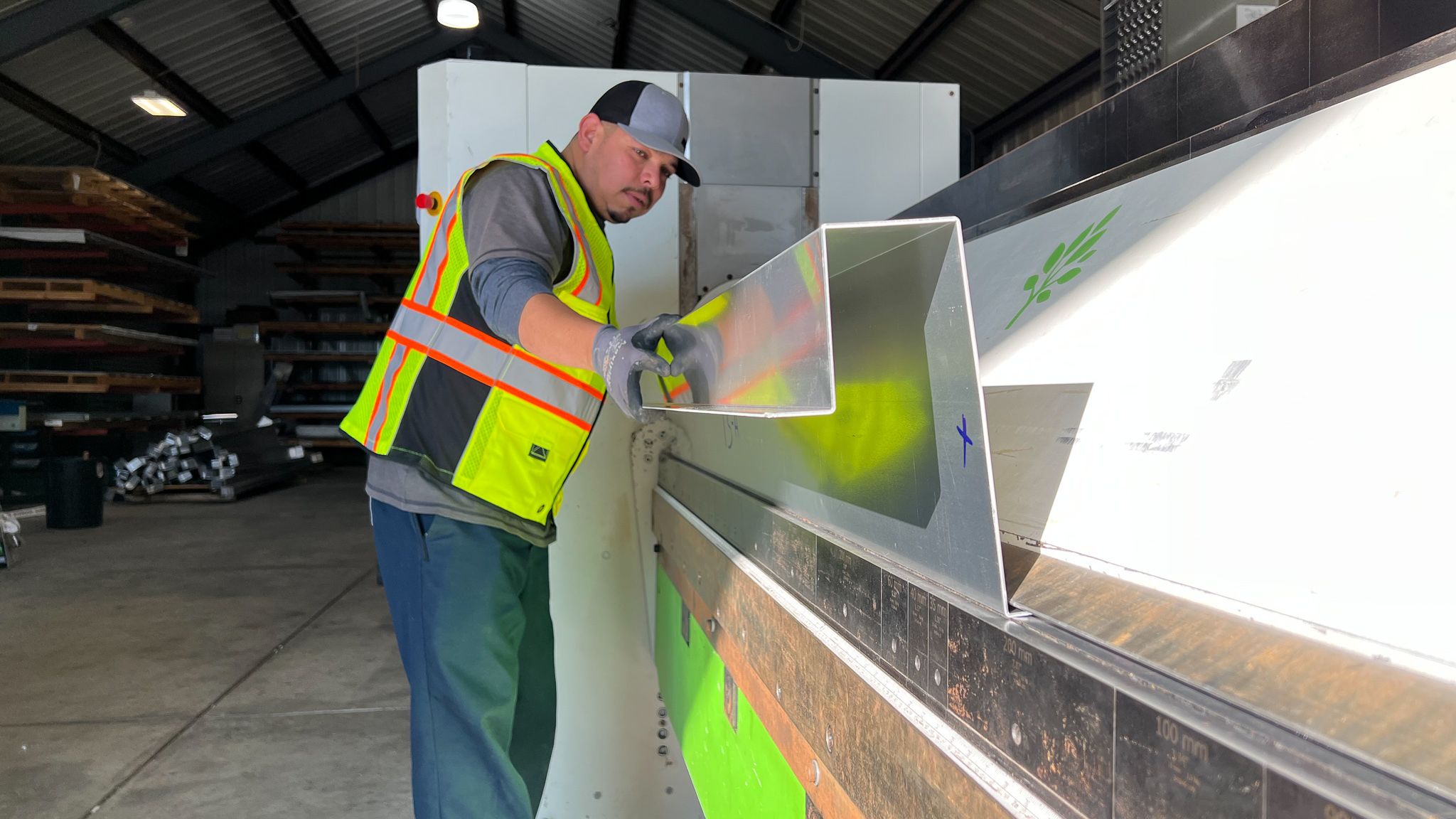 Photo of Sheet Metal Worker bending metal