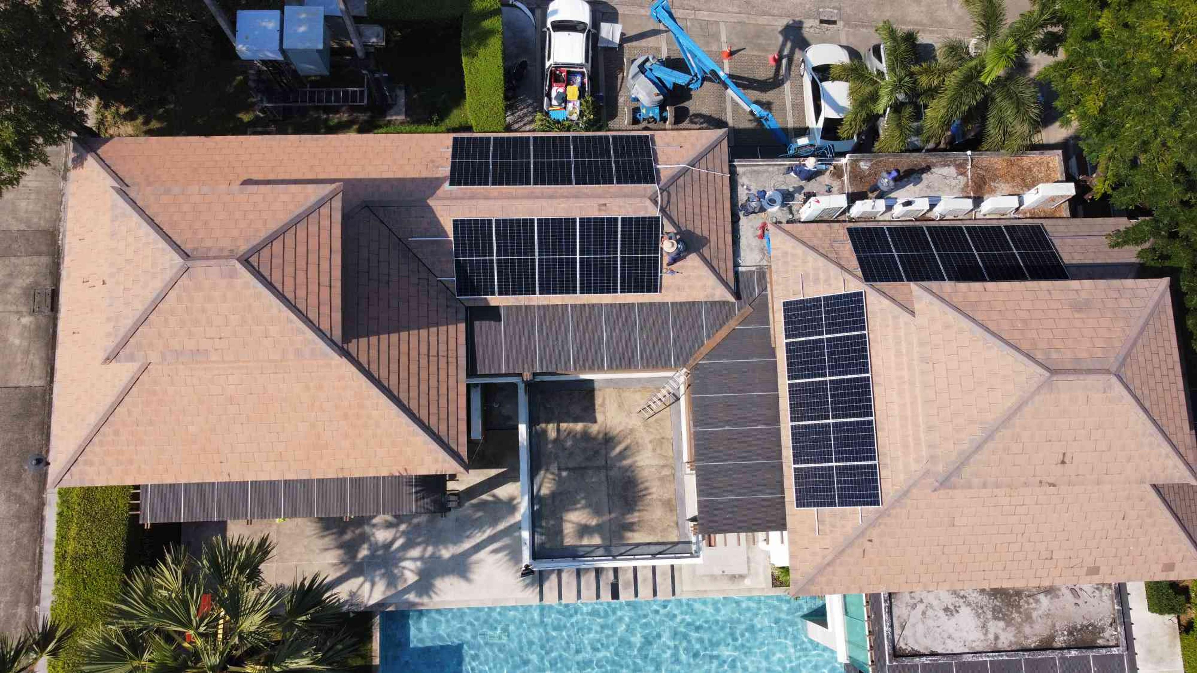 Solar Rooftop (On-grid) 10 kW