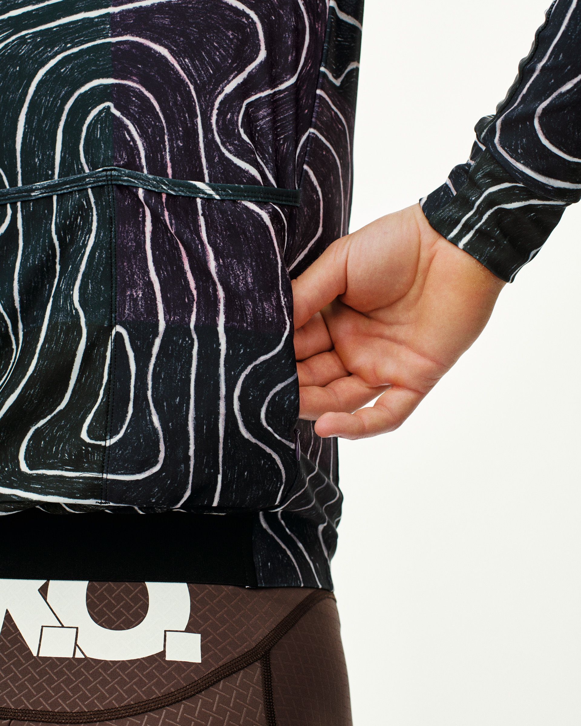 Black T.K.O. Mechanism Long Sleeve Jersey | Pas Normal Studios
