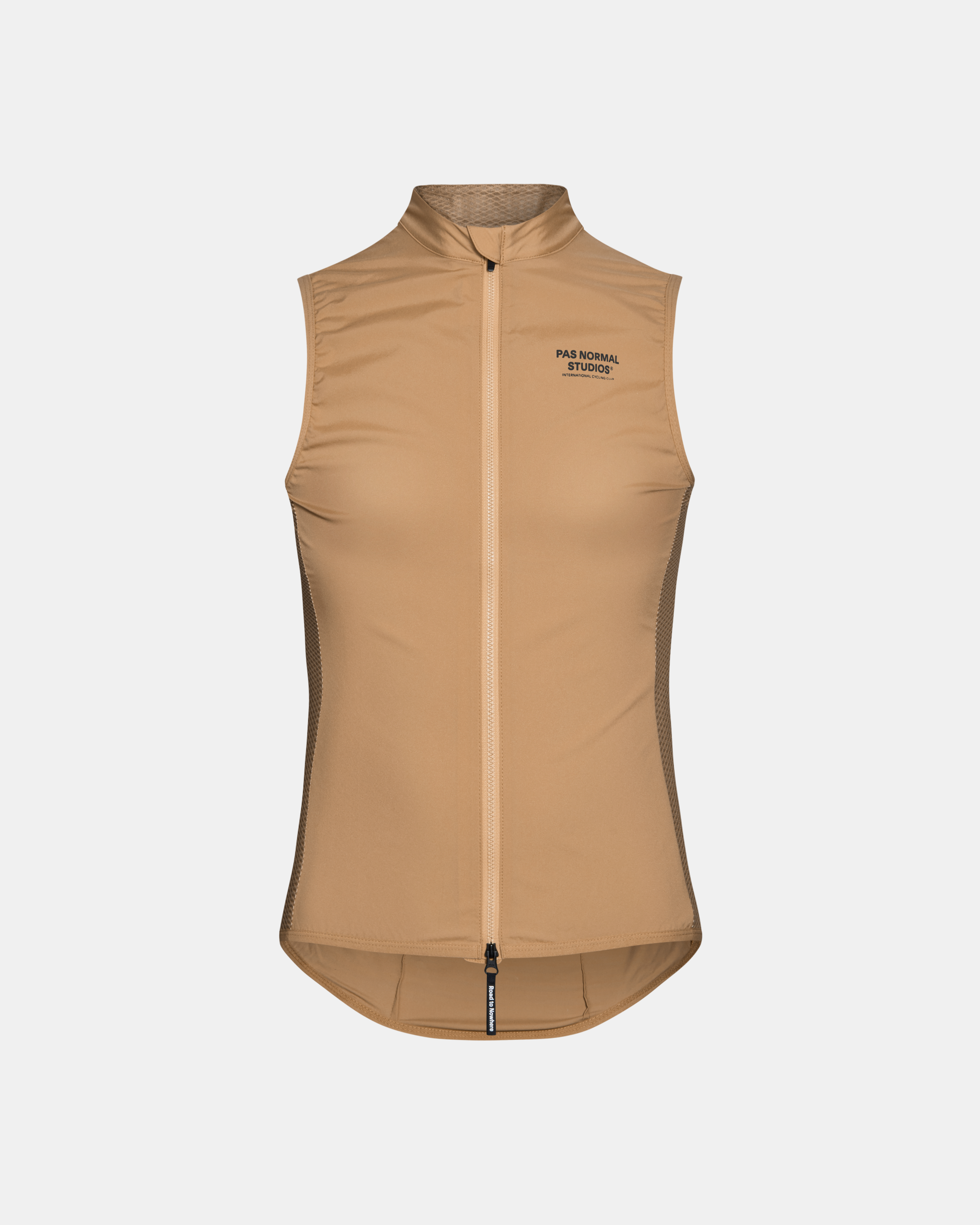 Camel Mechanism Stow Away gilet, front view with mesh side panels