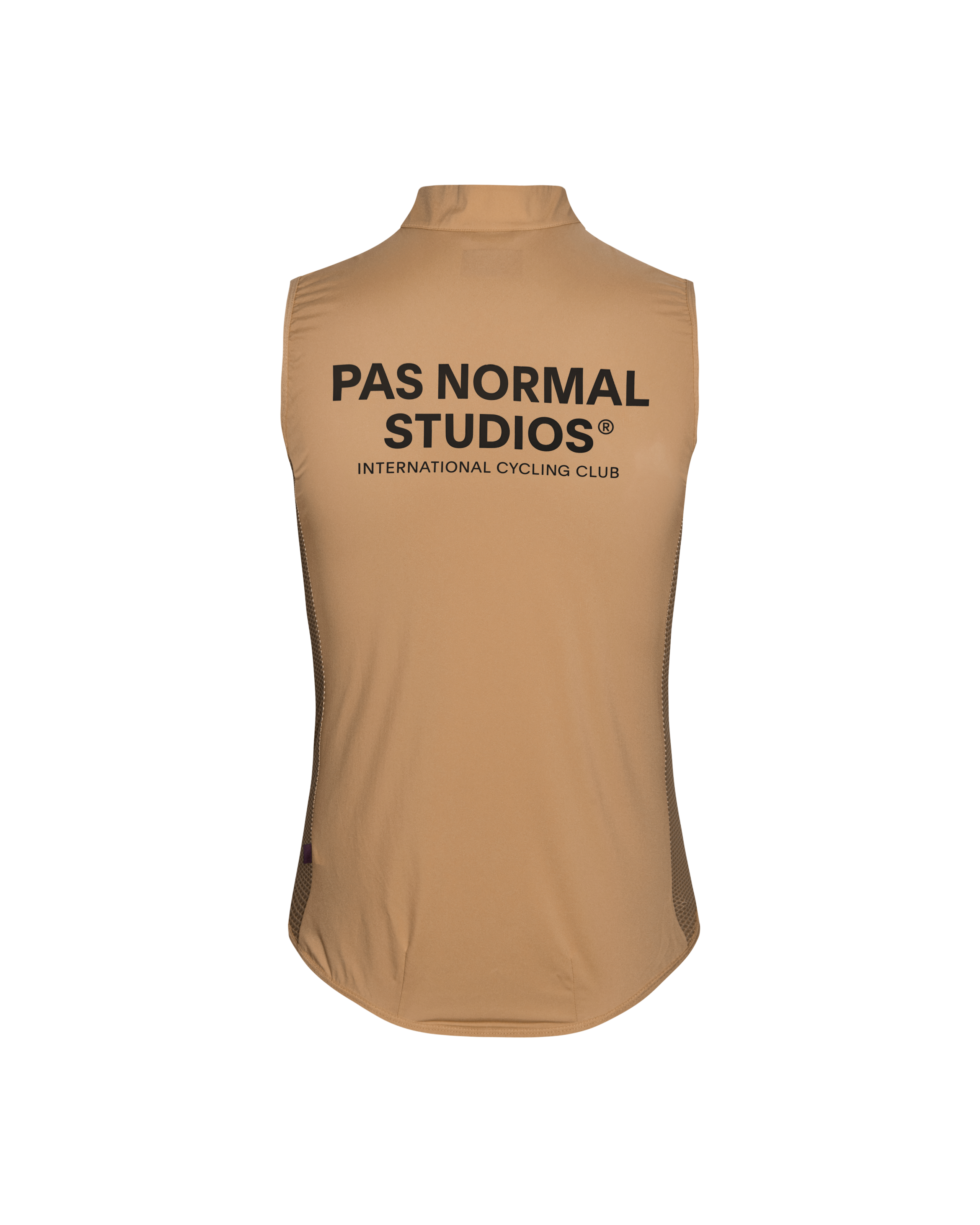Camel Mechanism Stow Away gilet, rear flat lay with mesh side panels