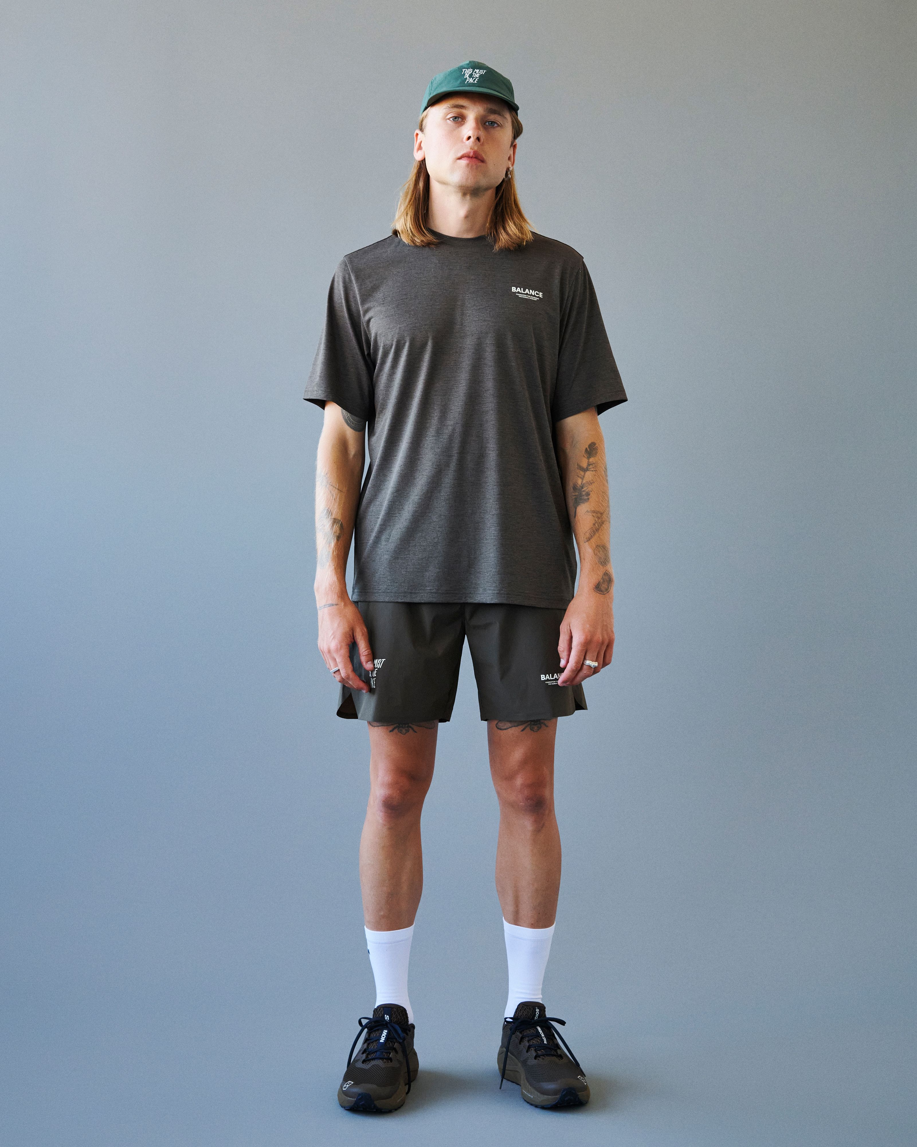 ウェア Pas Normal Studios Men's Balance T-shirt Pas Normal Studios | Men's Balance T-shirt | MAGNET