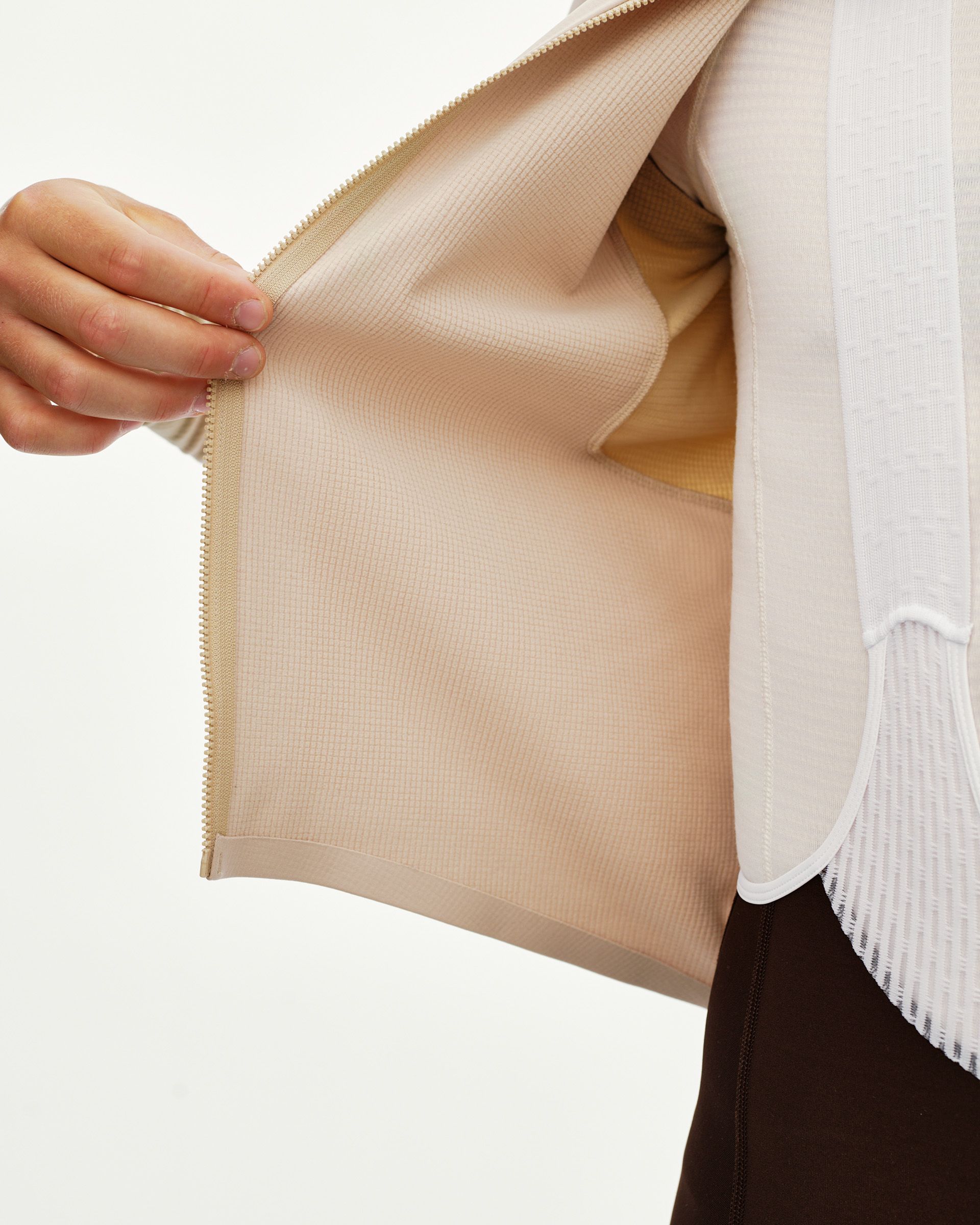 Linen Mechanism Thermal Long Sleeve cycling jersey 2.0, interior detail view showing grid-textured inner lining