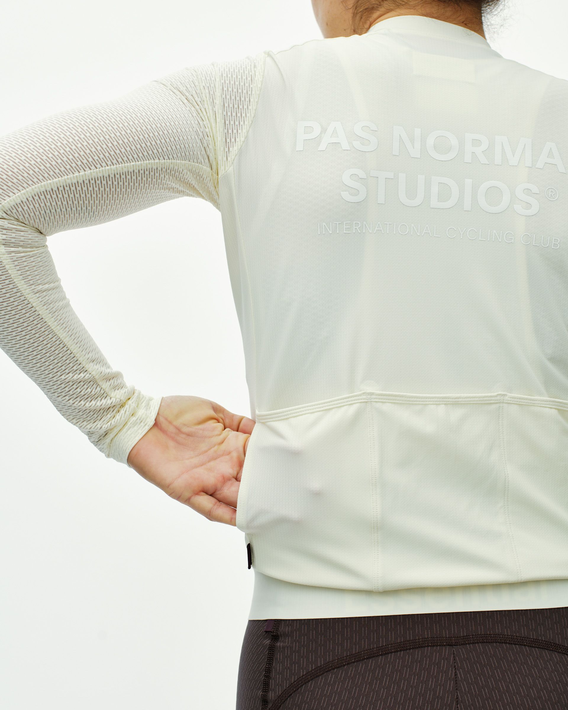 Women's Essential Light Long Sleeve Jersey | Pas Normal Studios