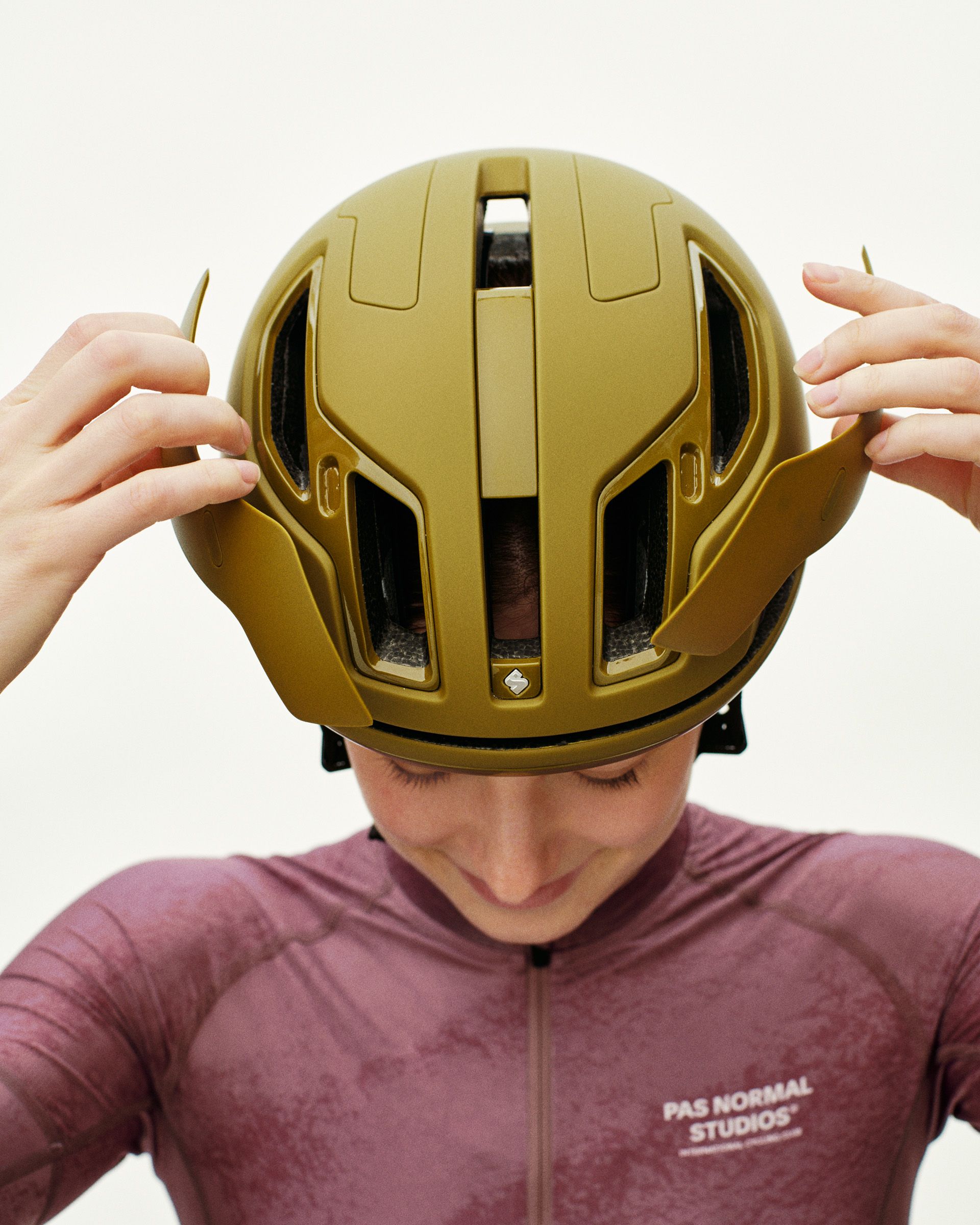 Falconer Aero2Vi MIPS PNS Helmet | Pas Normal Studios