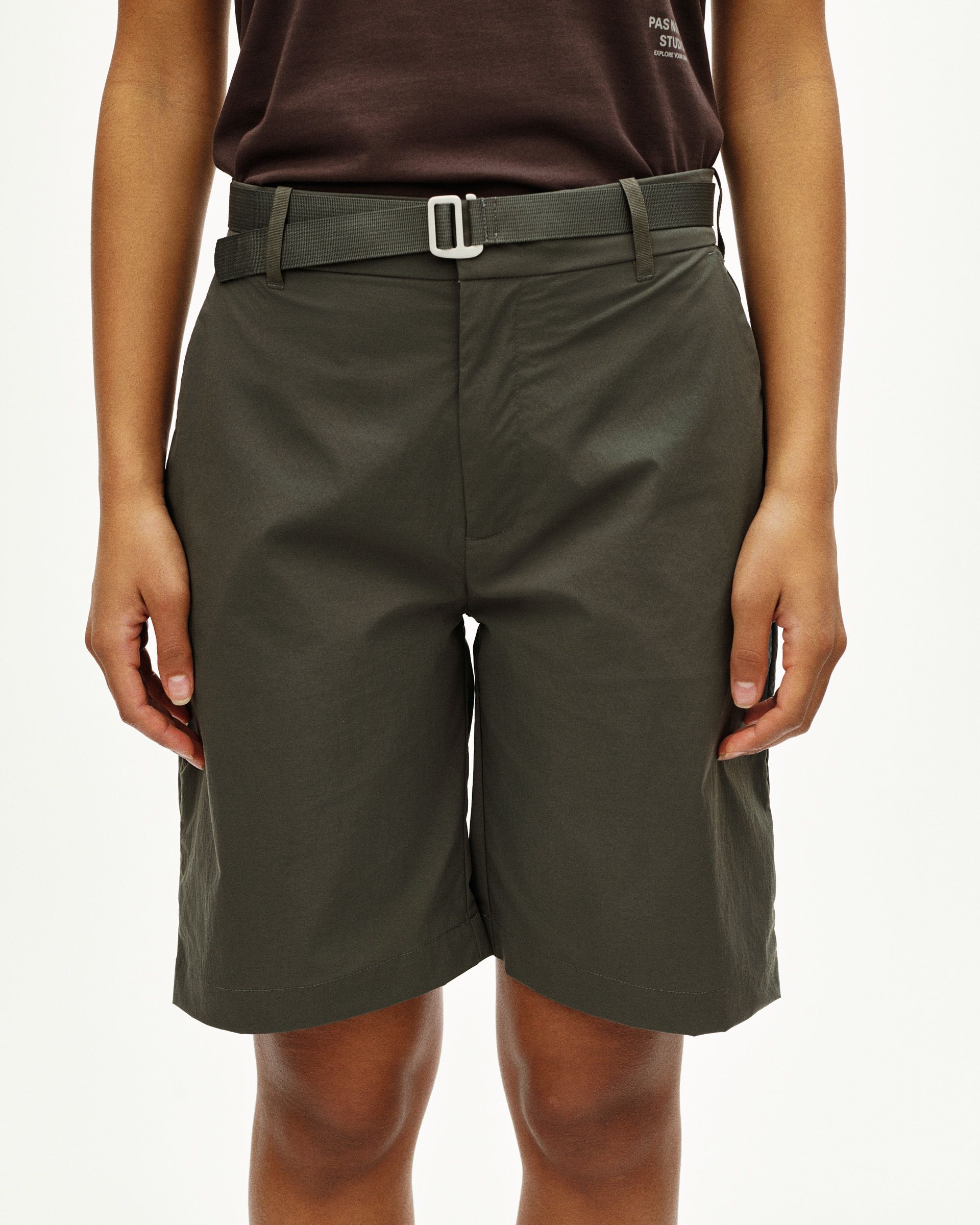 Dark Grey Off-Race Light Tech shorts on model, front view with webbing belt