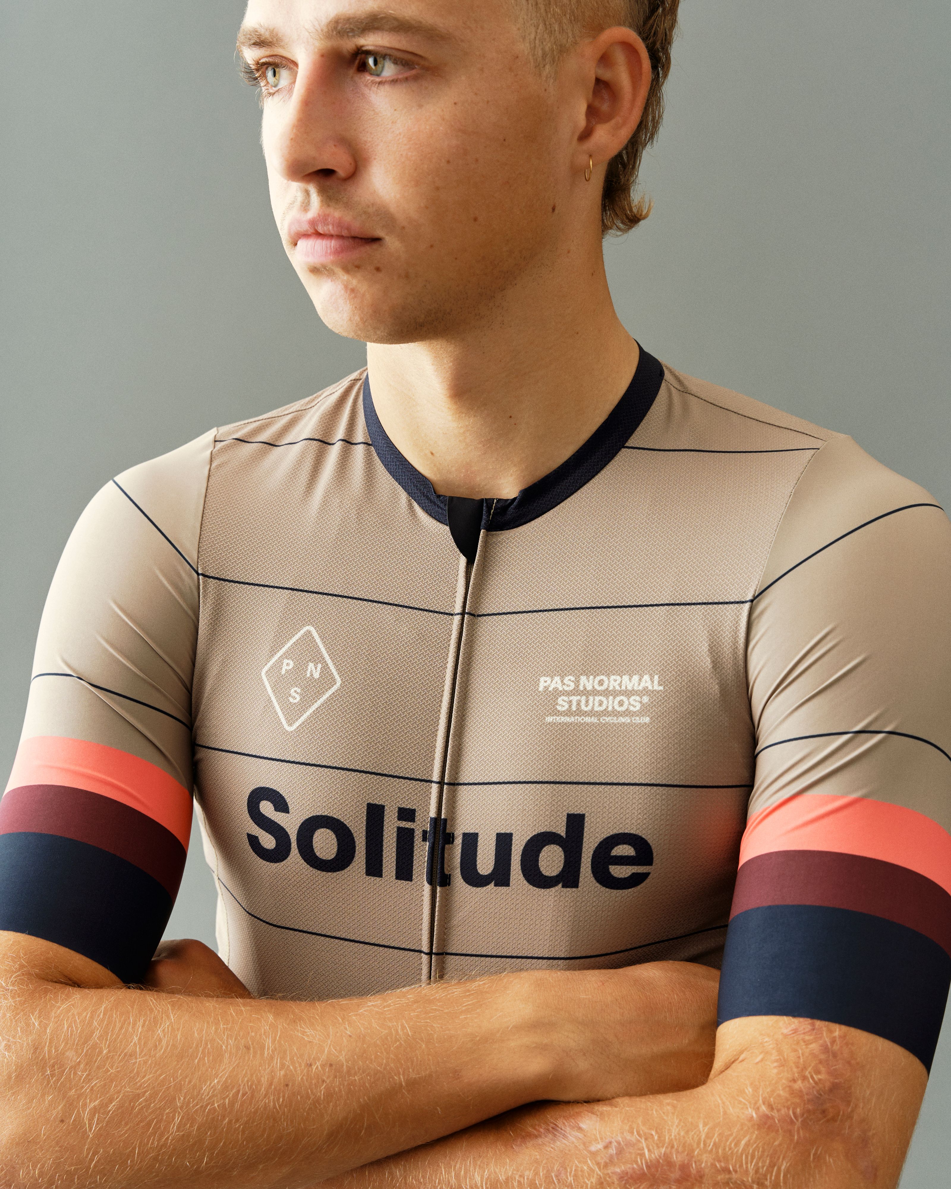 パスノーマルスタジオ　Solitude Jersey Pas Normal Studios | Men's Solitude Mesh Jersey | MAGNET