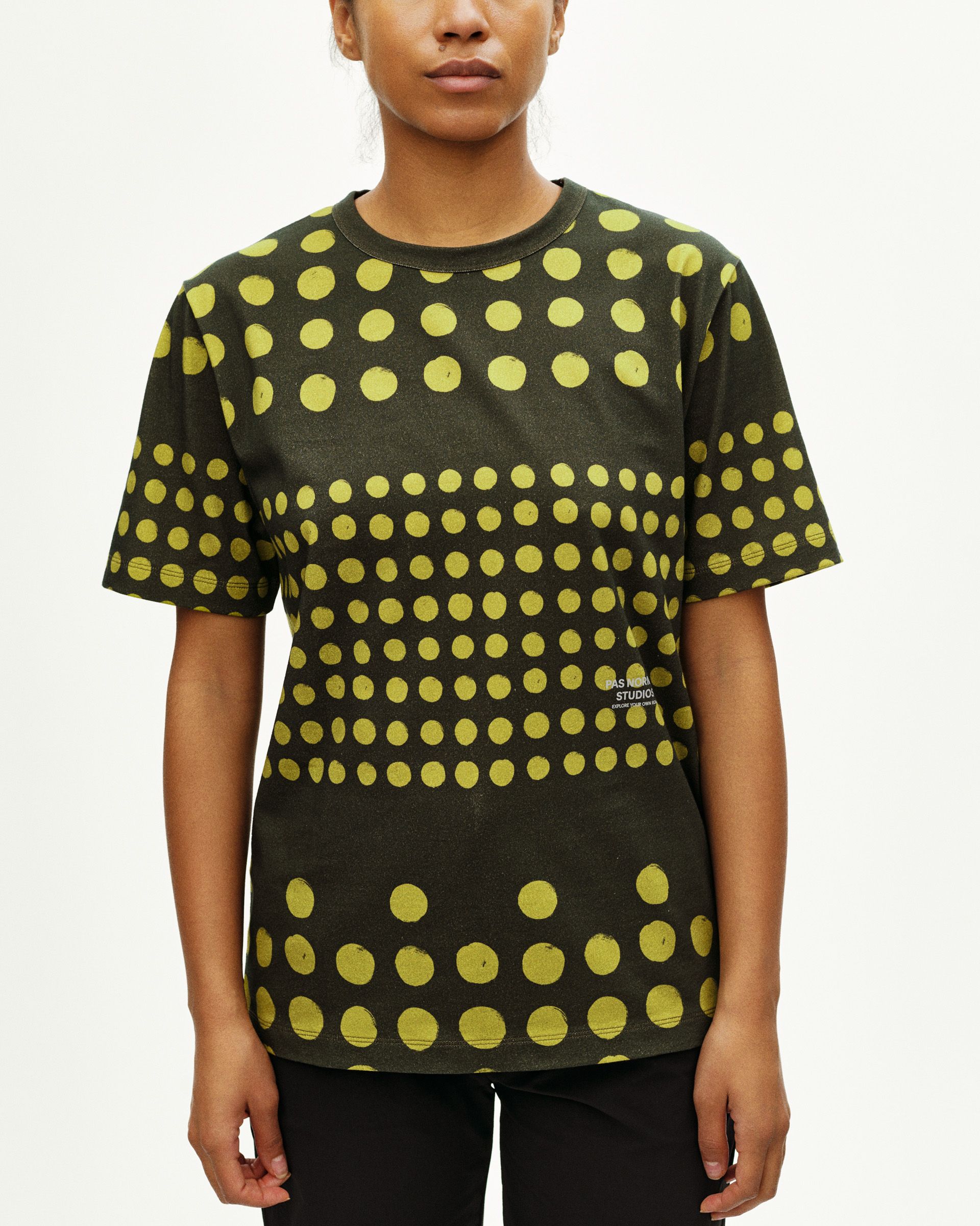 Brown Off-Race Graphic t-shirt on model with yellow polka dot print