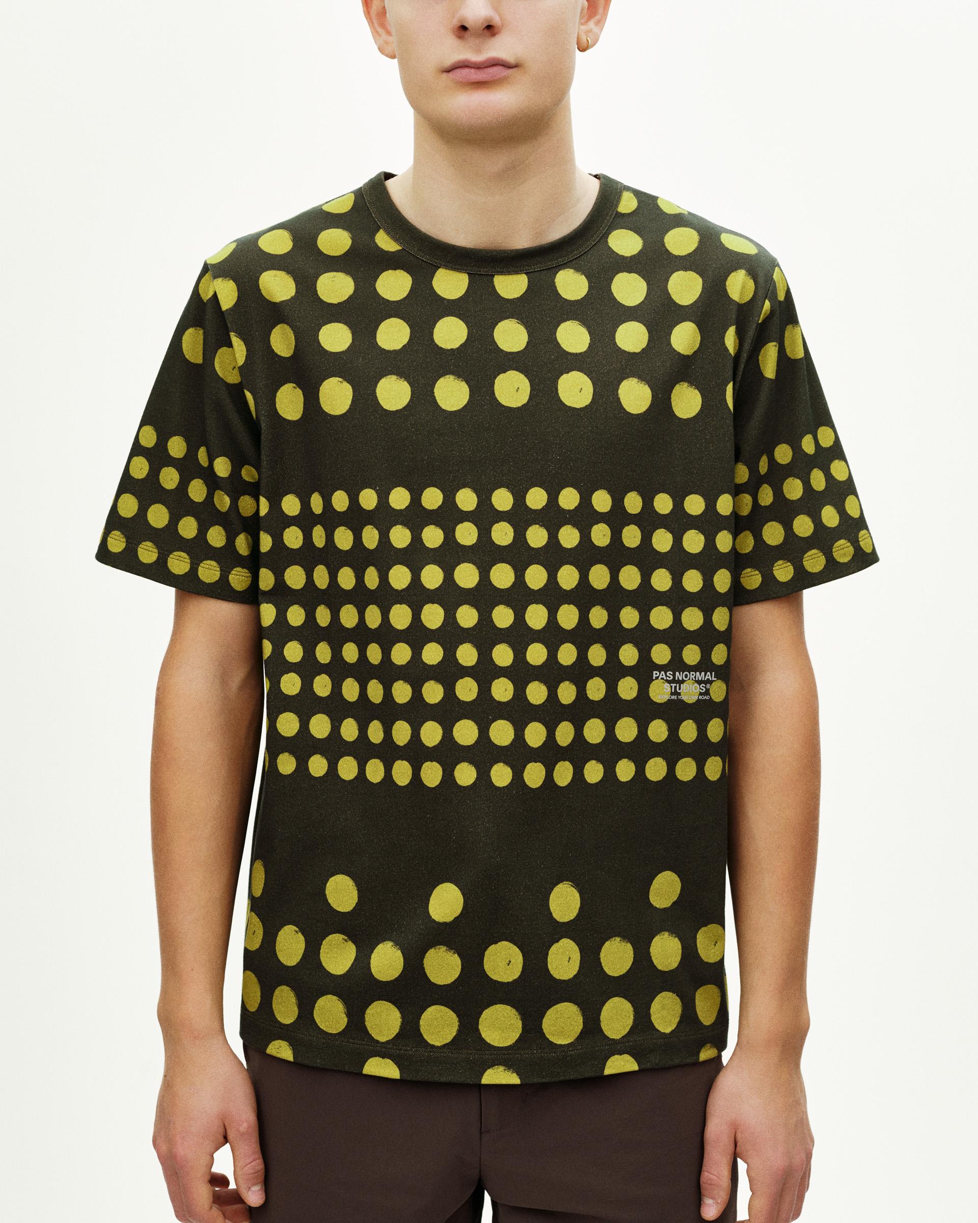 Brown Off-Race Graphic t-shirt on model with yellow polka dot print