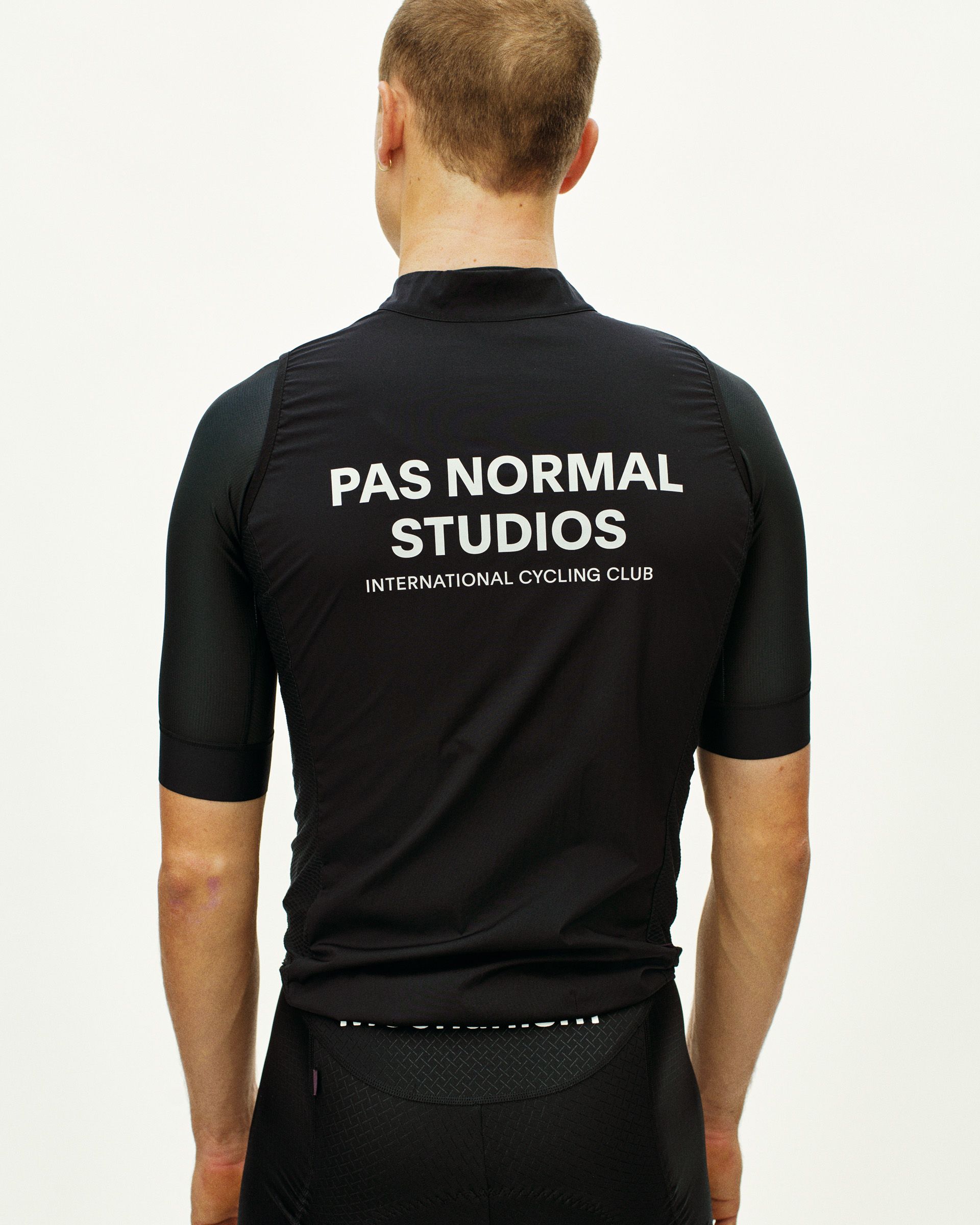 Men's Mechanism Stow Away Gilet | Pas Normal Studios