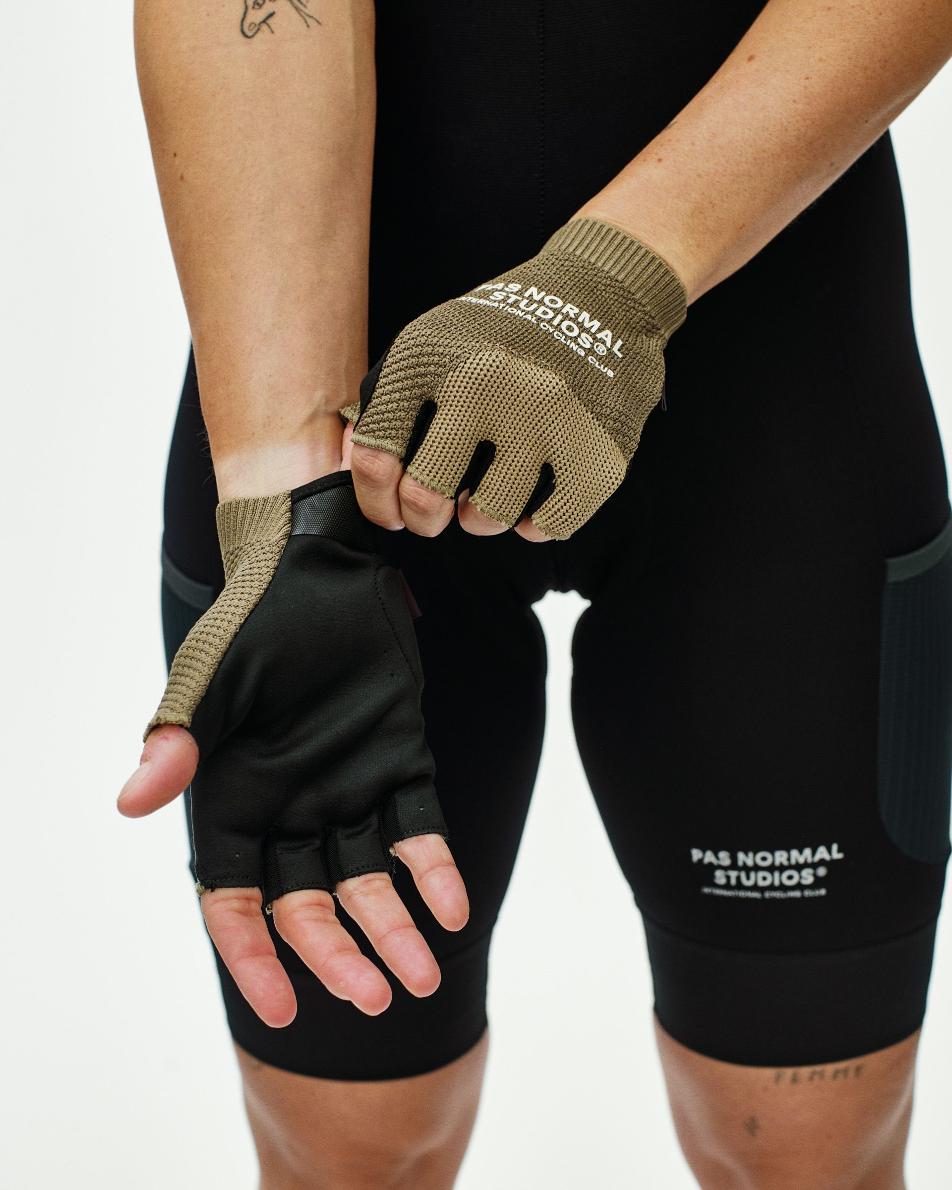 Escapism Mitts | Pas Normal Studios