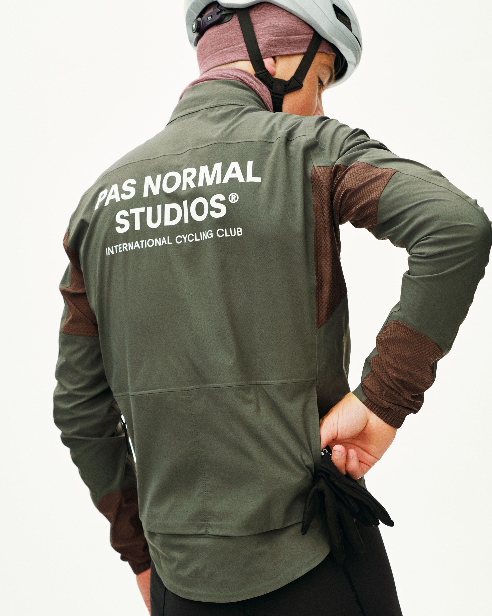 ウェア PAS NORMAL STUDIOS Insulated Jacket XXXL Review: Pas Normal Studios Essential Insulated Jacket - BASE