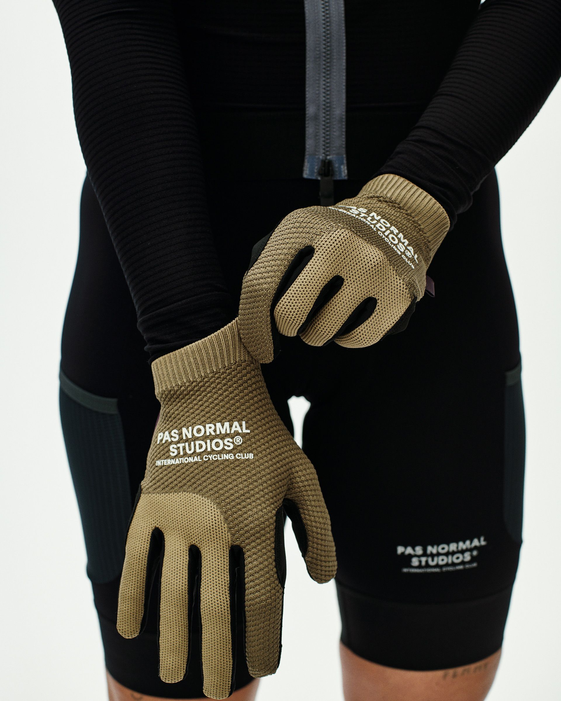 PAS NORMAL STUDIOS グローブ Sサイズ Escapism Gloves | Pas Normal Studios