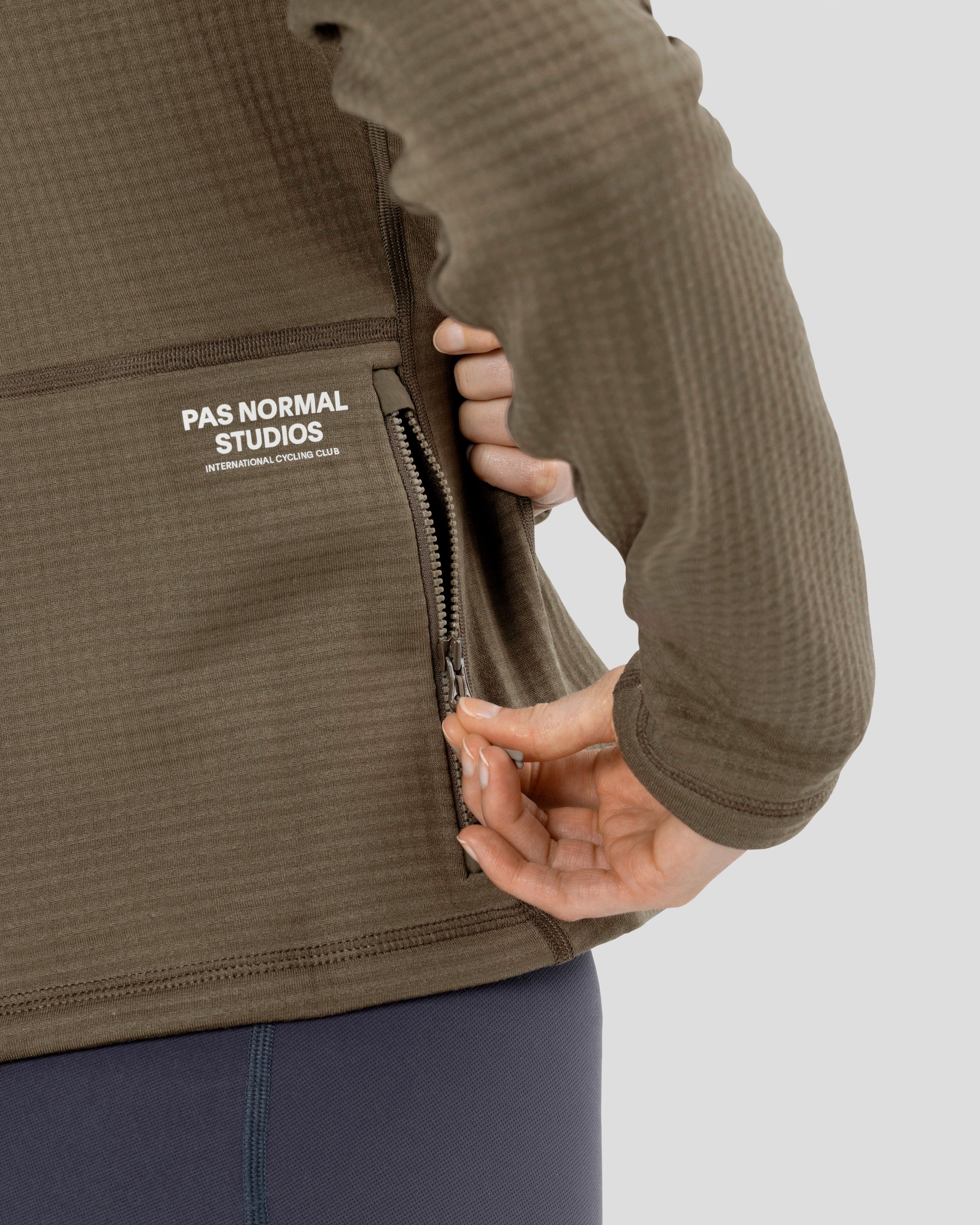 Women's Essential Shield Jacket | Pas Normal Studios