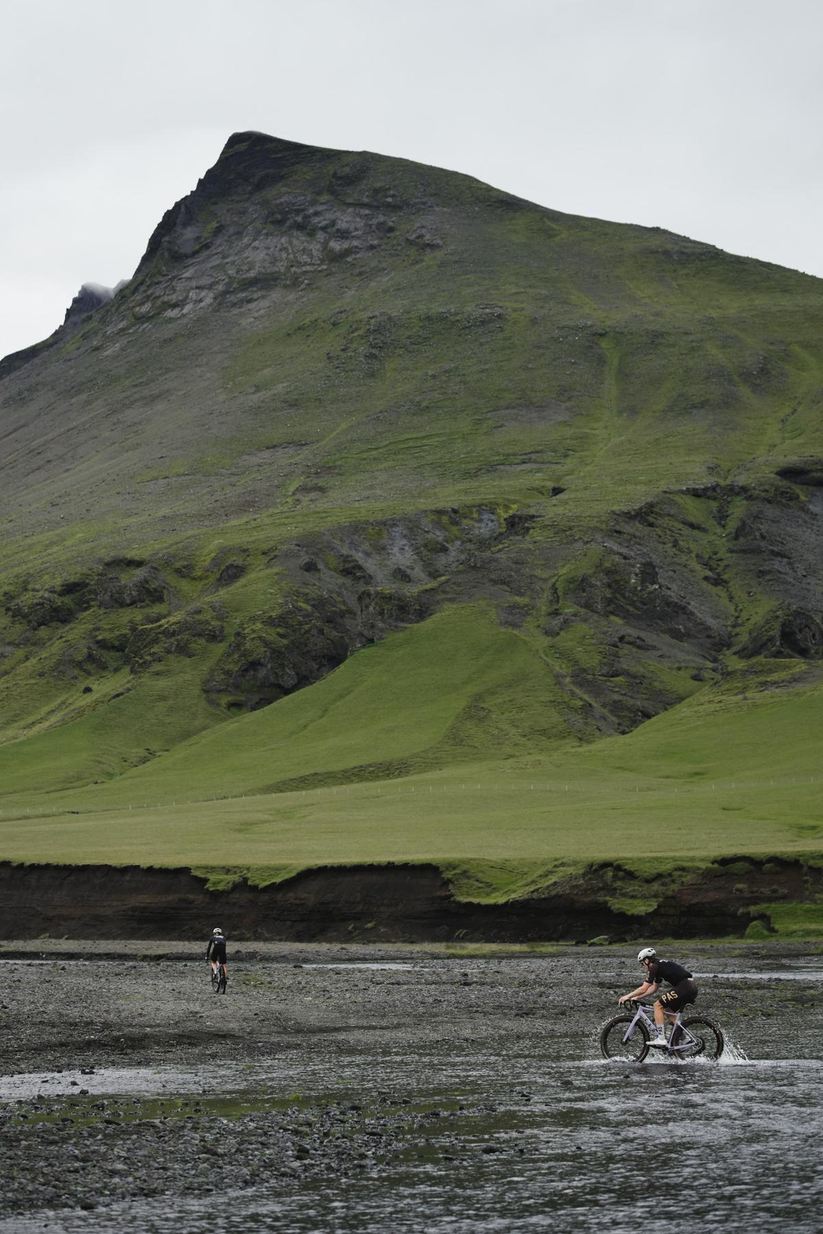 The Rift with Pas Racing | Pas Normal Studios