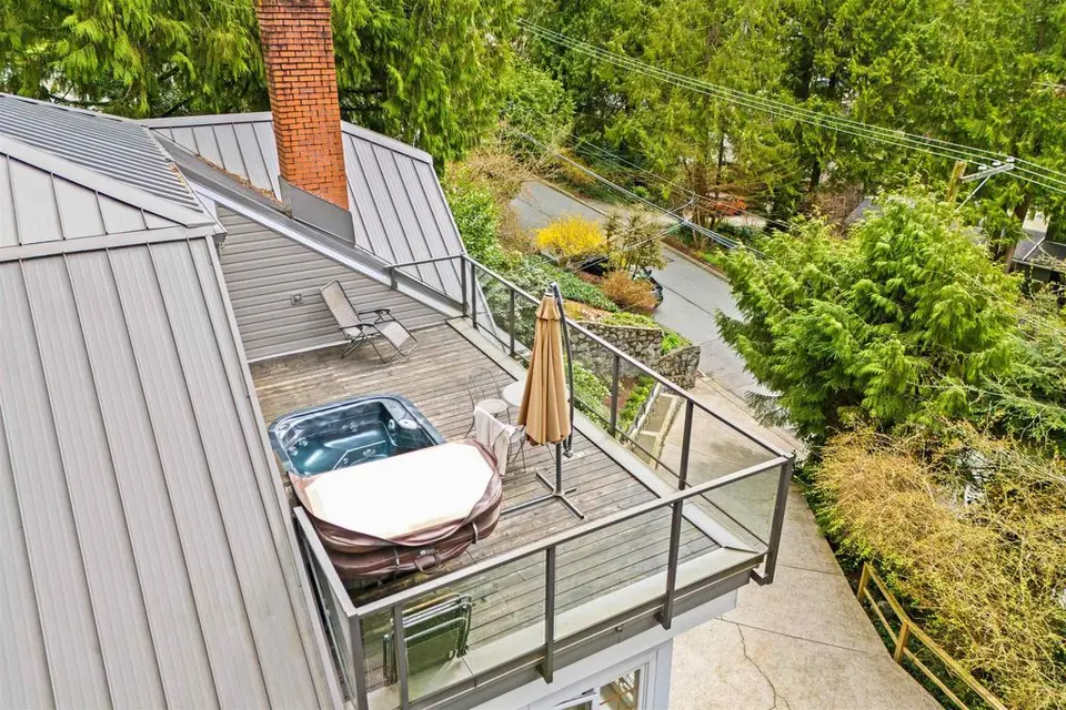 4622 Cove Cliff RD North Vancouver, North Vancouver Houses for sale, MLS® R3086585