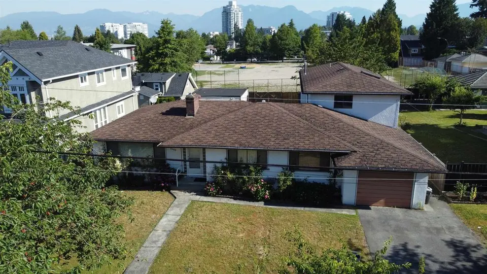 2435 E 38th AVE Vancouver, Vancouver Houses for sale, MLS® R3081243
