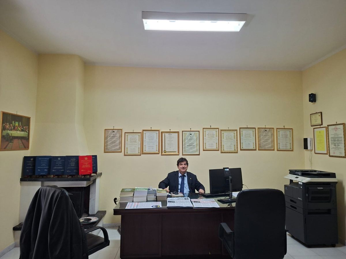 Un nuovo colpo editoriale porta la firma di Arnaldo Gadola.  Nasce infatti il quotidiano cartaceo “La Testata Italiana”, un’altra iniziativa di un percorso professionale lungo e ricco di esperienze.
