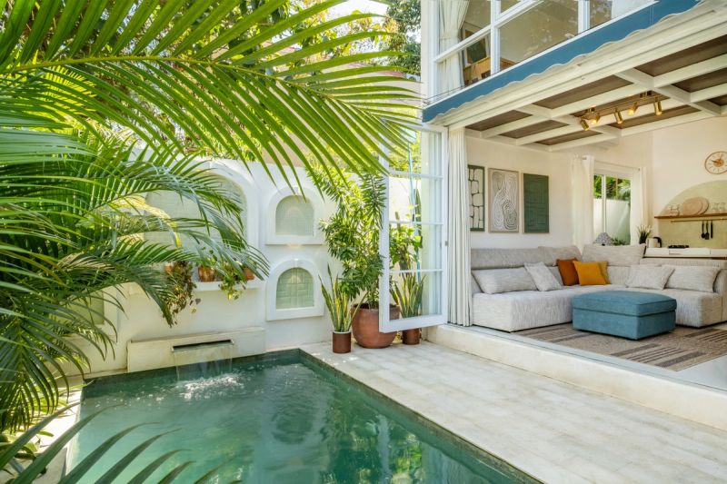 Casa Tosa – Private Pool Hideaway, 8 Min to Padang Padang Beach, 1 BR private villa — private pool villa, Bali