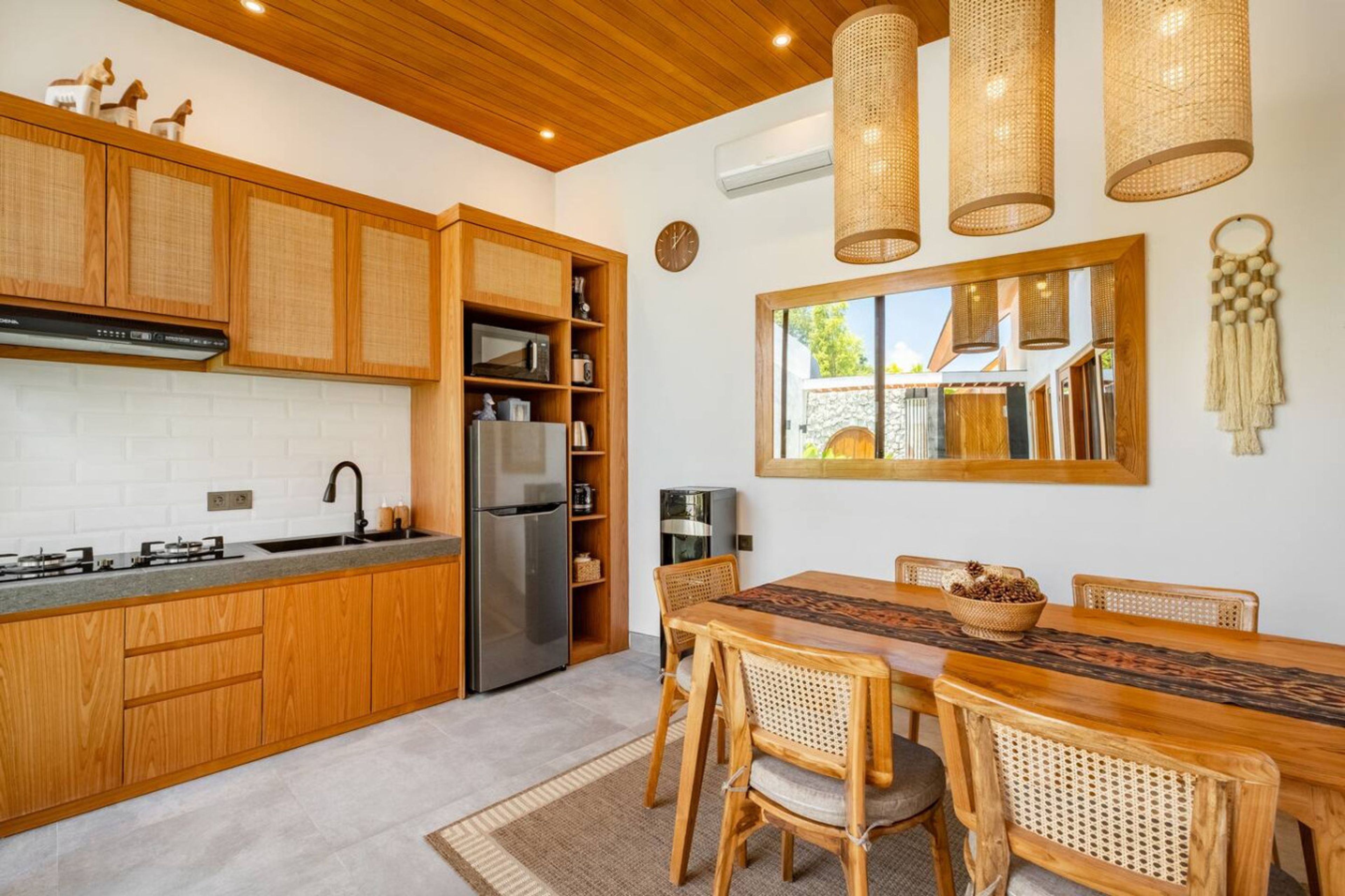 Brand NEW 2BR Private Pool Villa Calmeera By Orivista photo 2