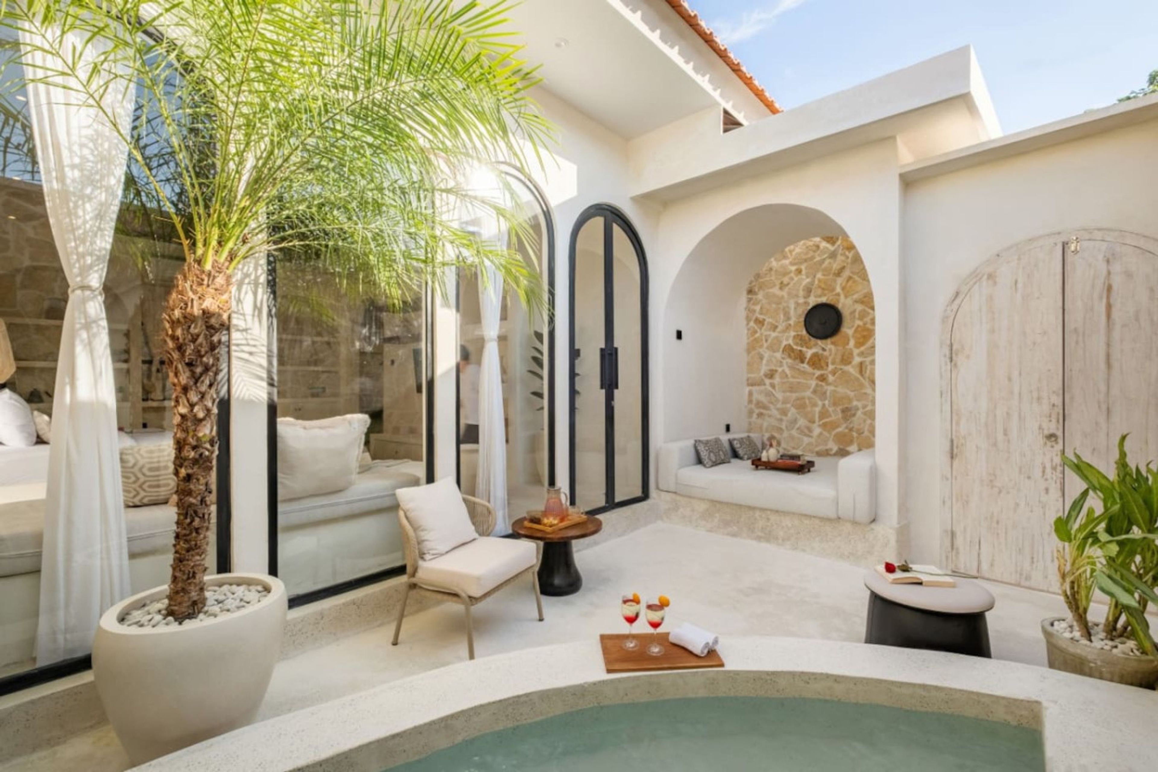 Villa Amara 1 Canggu Luxury Couples Retreat with Pool photo 2