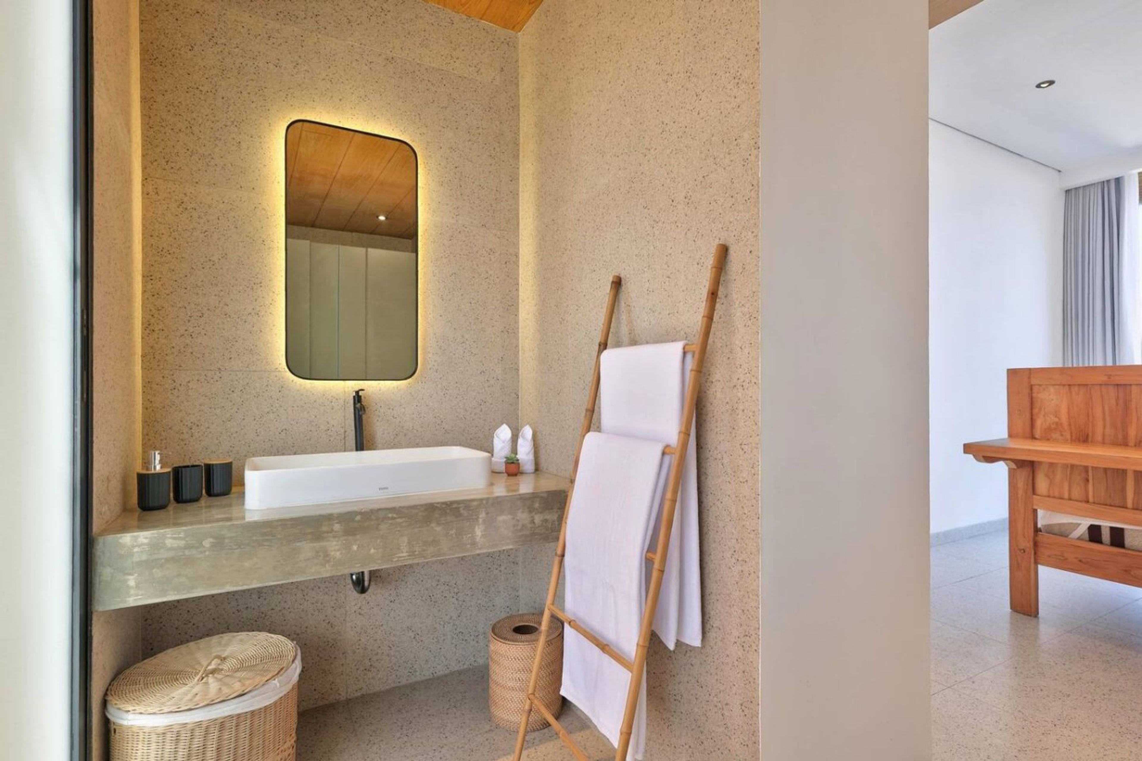 Luxury 3BR Villa Casa Cemagi Close to Beach photo 4