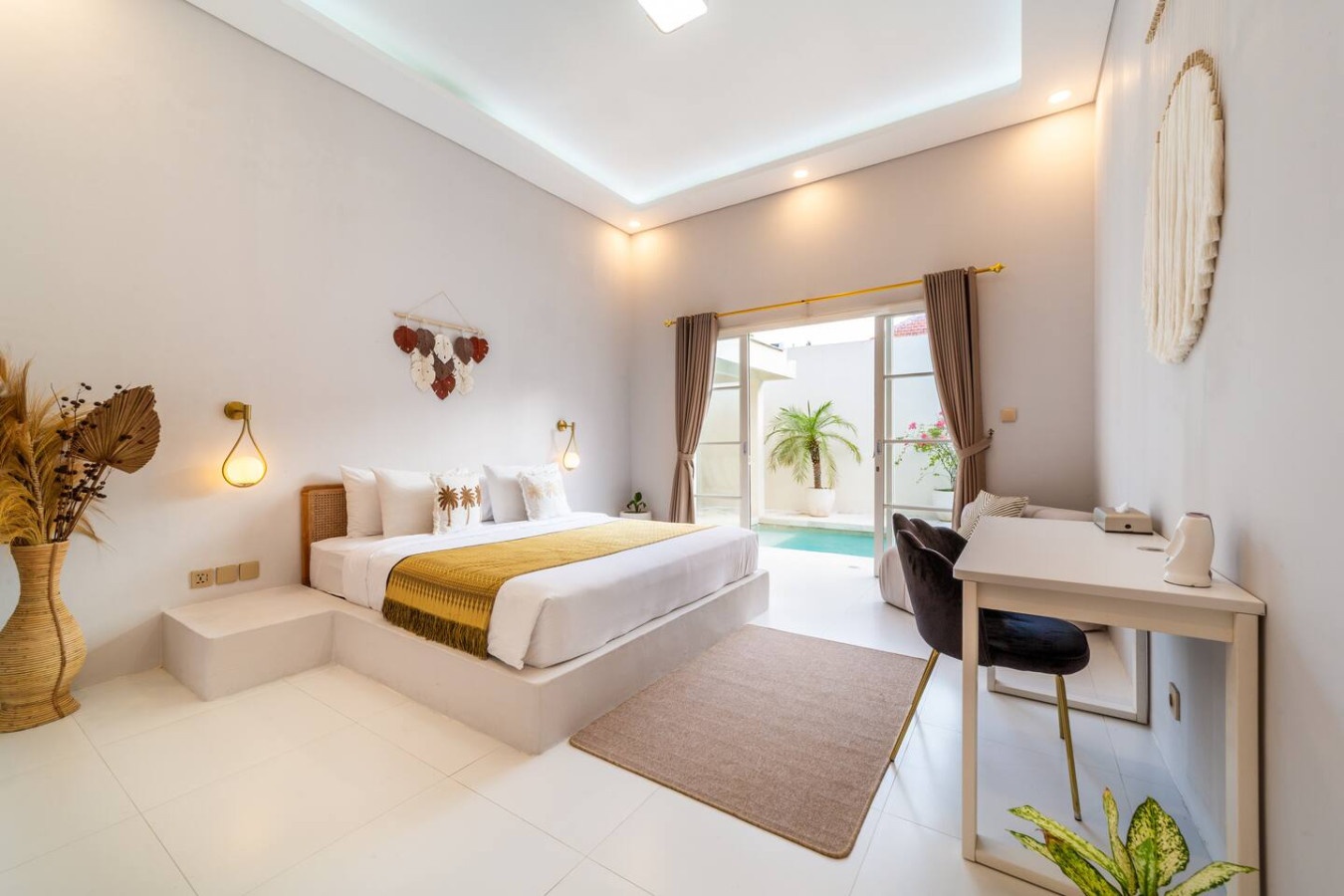 Orivista LUXE Private Room 3 at Villa Ahana Canggu — private pool villa in Canggu, Bali