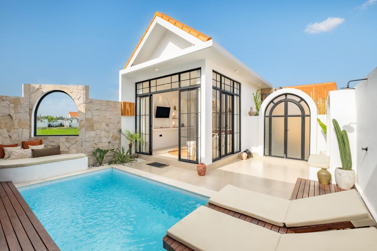 Stylish Villa Amra w/ Rice Field View — private pool villa in Pererenan, Bali
