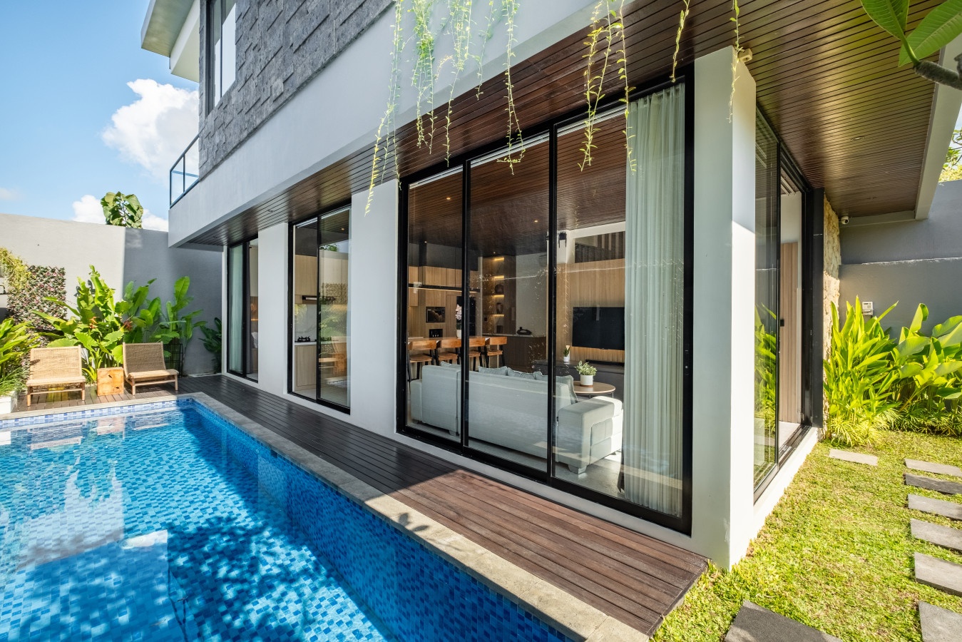 Modern Tropical Escape Villa Ayra 9C – 8 Min to Melasti Beach — private pool villa in pecatu, Bali