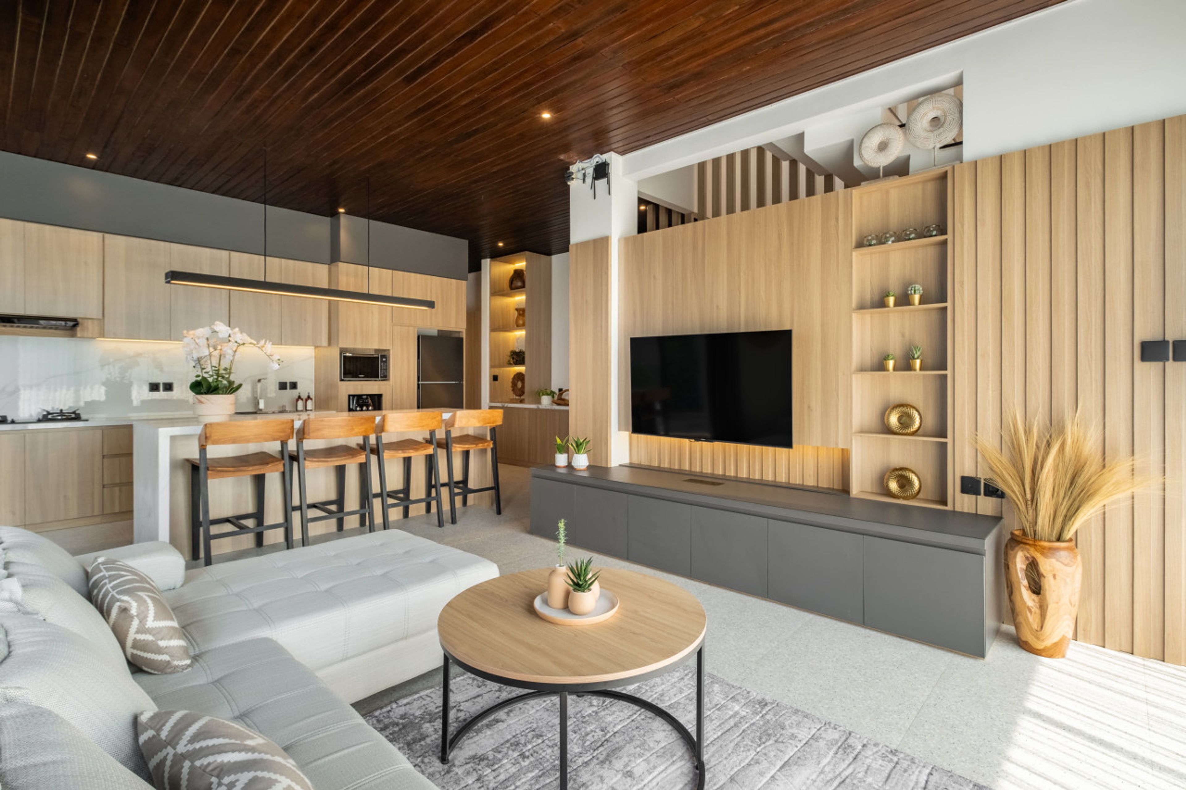 Modern Tropical Escape Villa Ayra 9B – 8 Min to Melasti Beach, 3 BR private villa — private pool villa, Bali