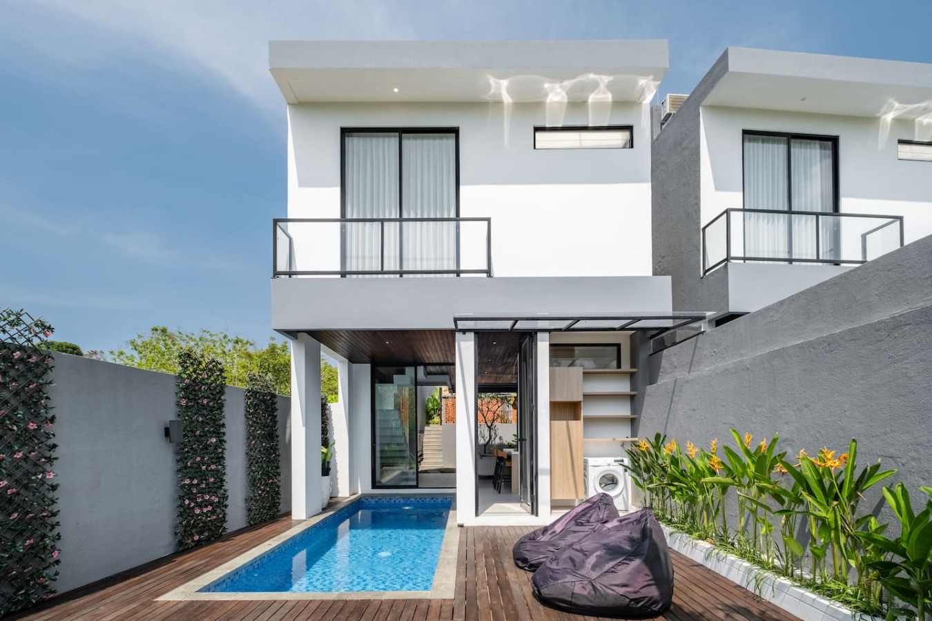 Modern Tropical Escape Villa Ayra 8F – 8 Min to Melasti Beach — private pool villa in pecatu, Bali