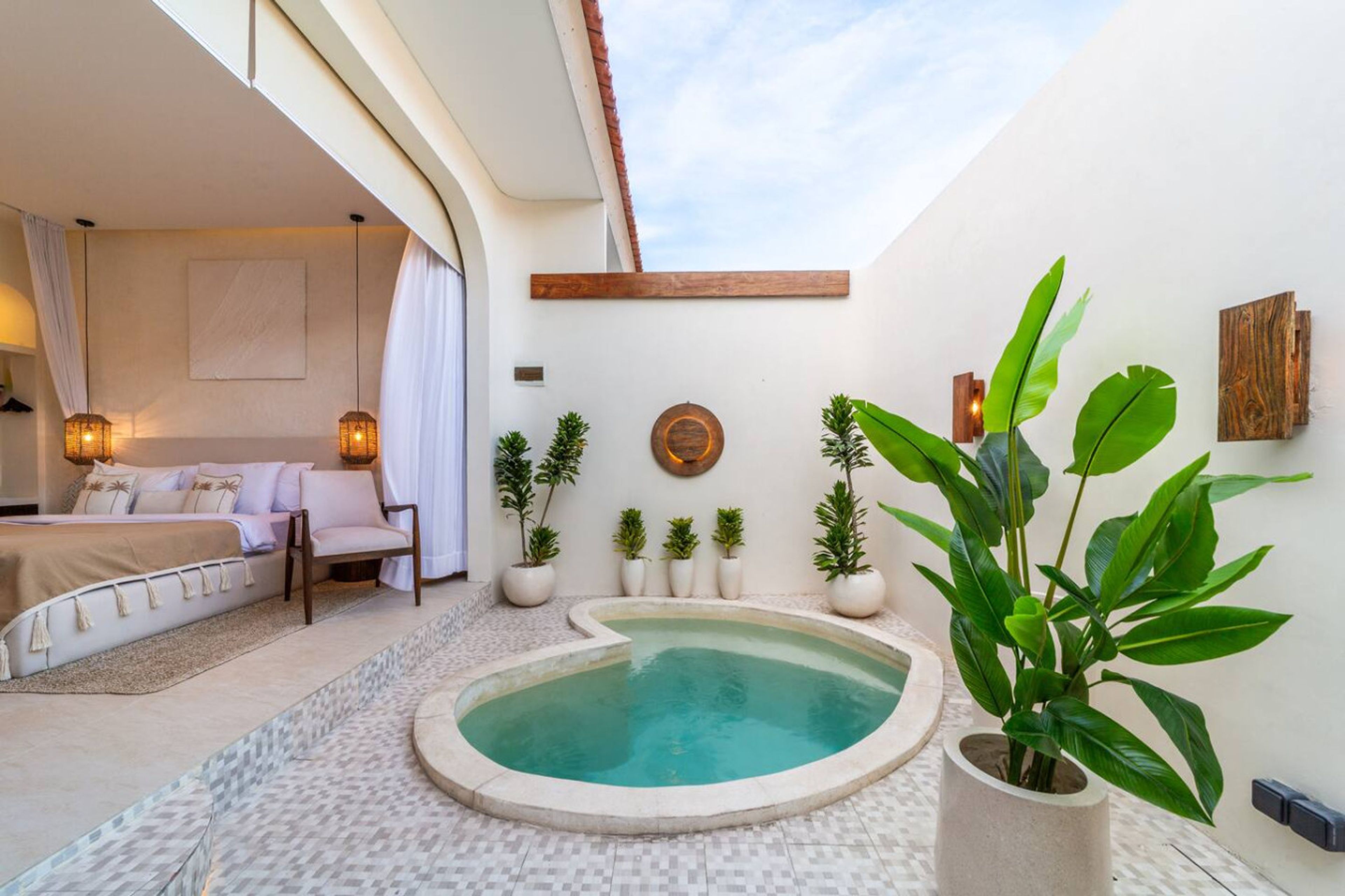 Orivista Romantic 2 Private Suites + Pools Villa photo 3