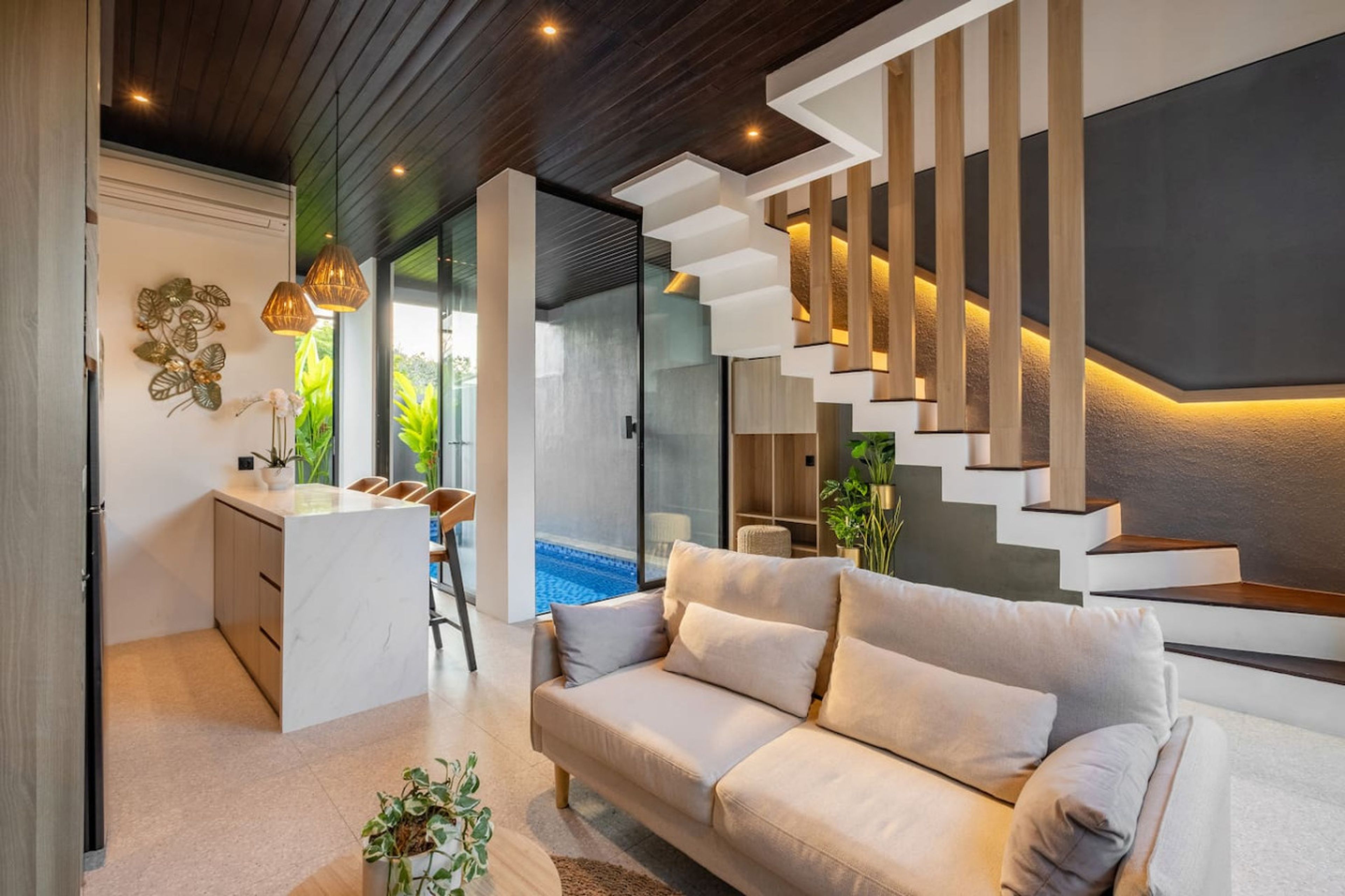 Modern Tropical Escape Villa Ayra 8D – 8 min to Melasti Beach, 2 BR private villa — private pool villa, Bali