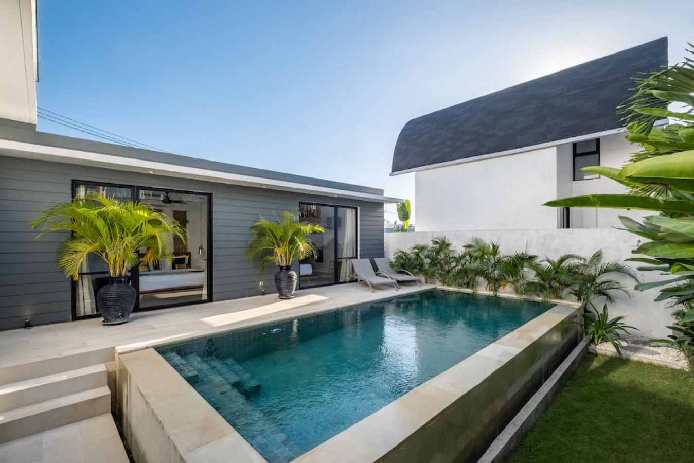Villa Myla – Modern Stylish Pool Villa — private pool villa in Pererenan, Bali