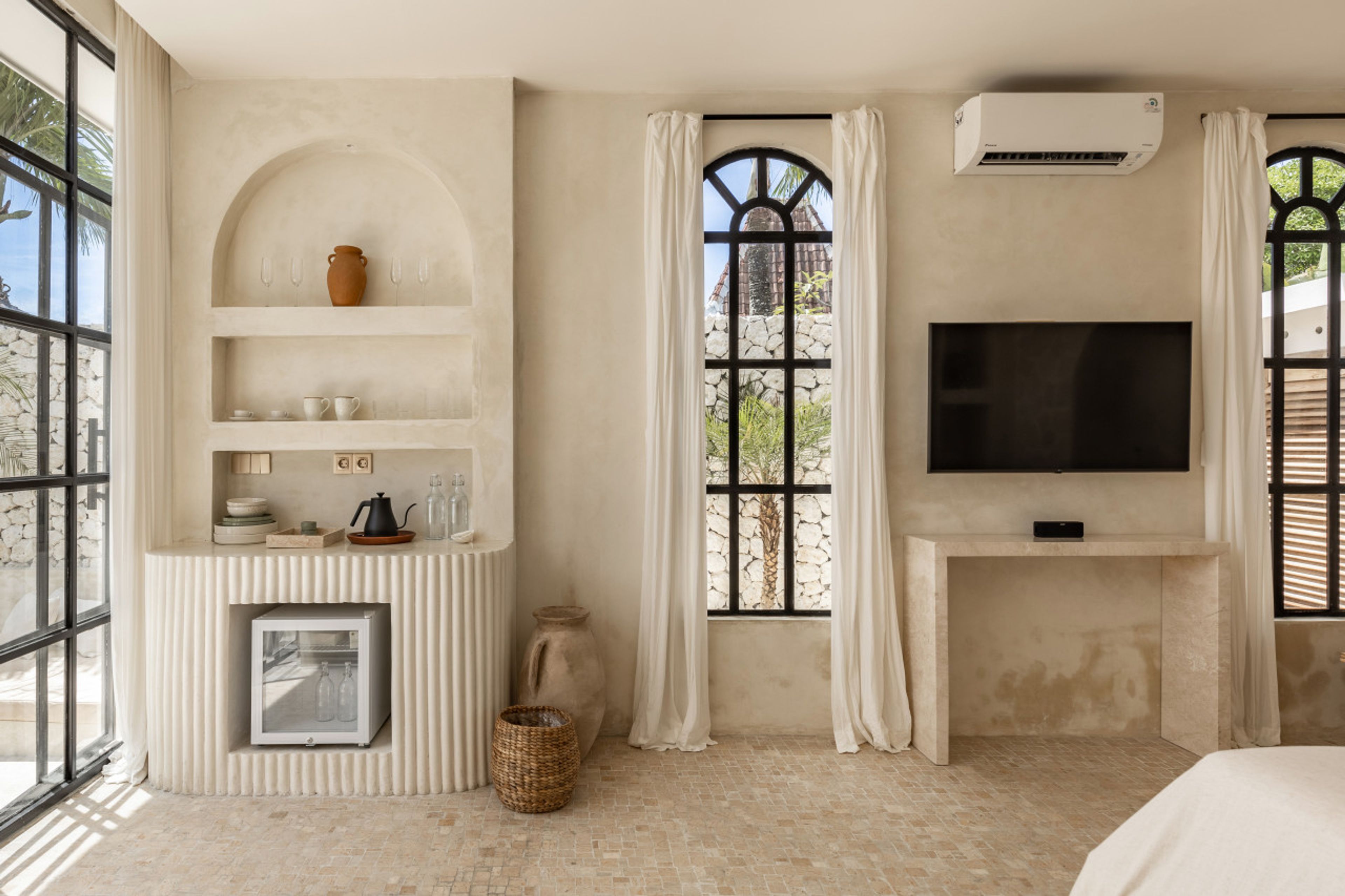 Villa Bocami Suites 1 - Honeymoon Hideaway with Pool photo 2