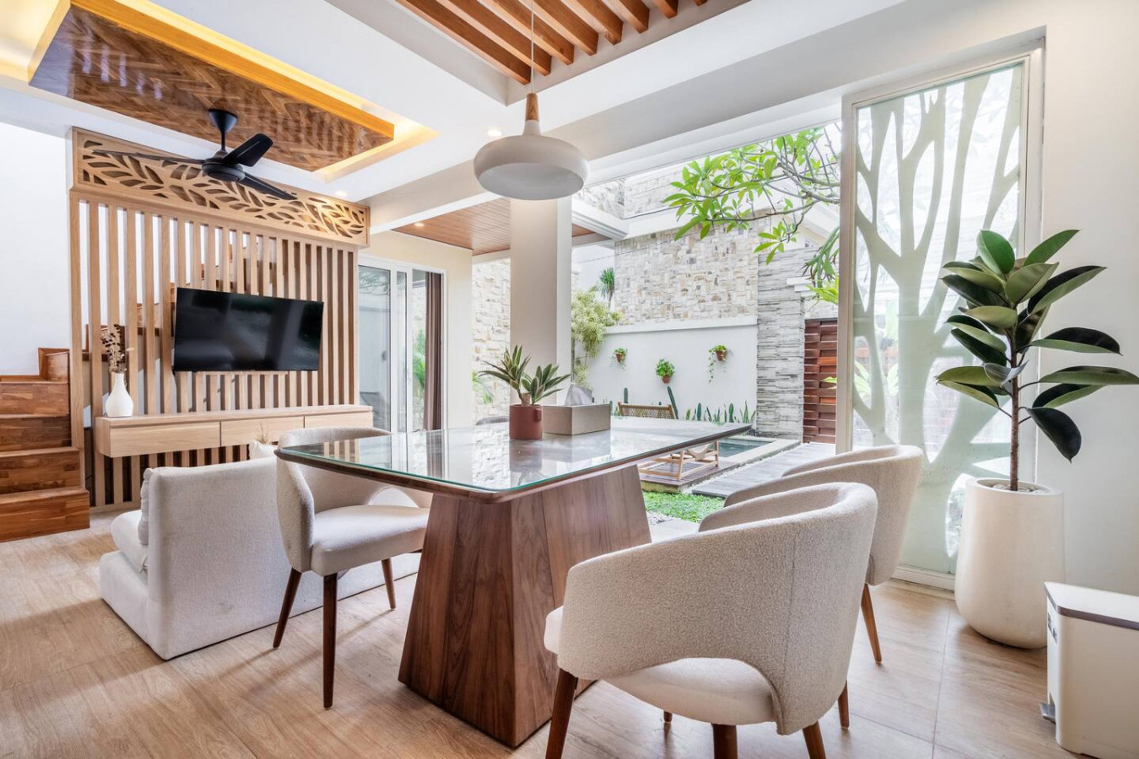 Orivista Private Pool Villa Arsy, Great Location — private pool villa in Mengwi, Bali