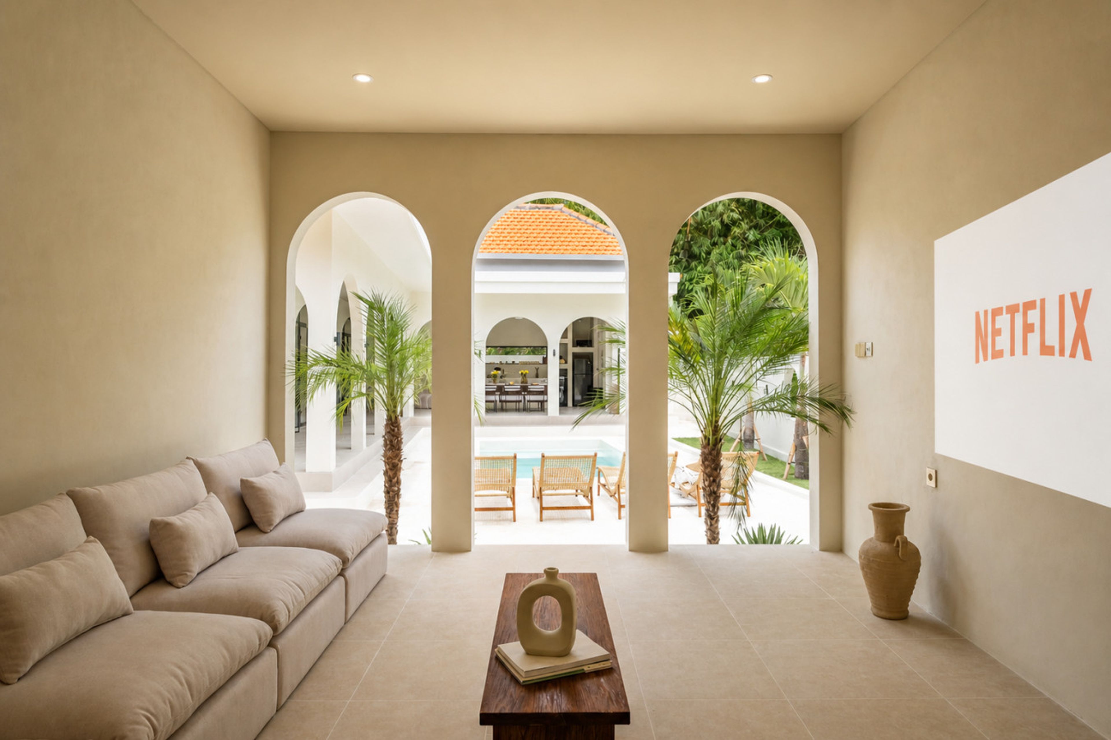 Tropical Villa Rayana Canggu, Near Shops & Cafes photo 2