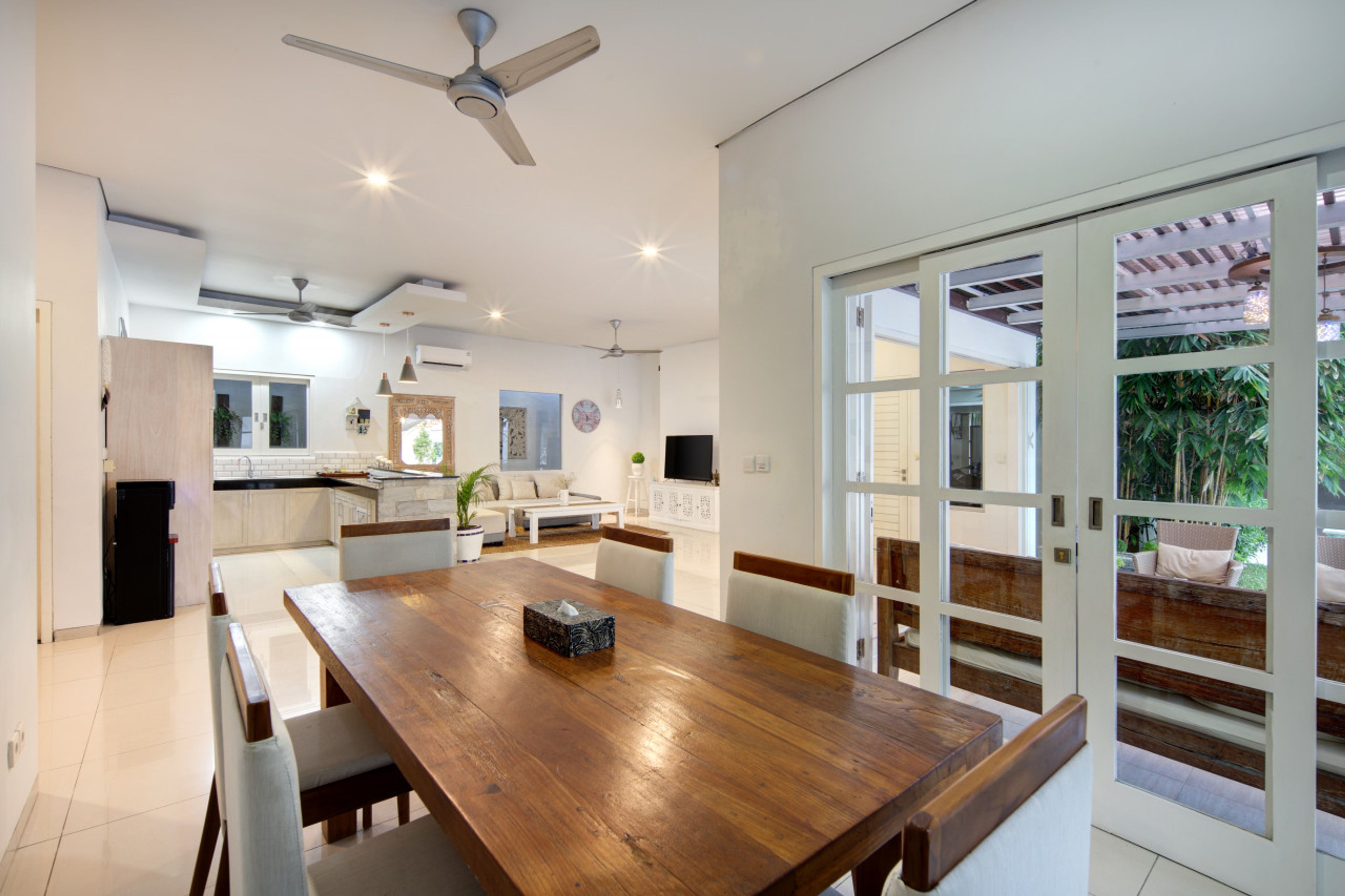 Villa Shree Canggu , 2 mins walk to beach photo 2