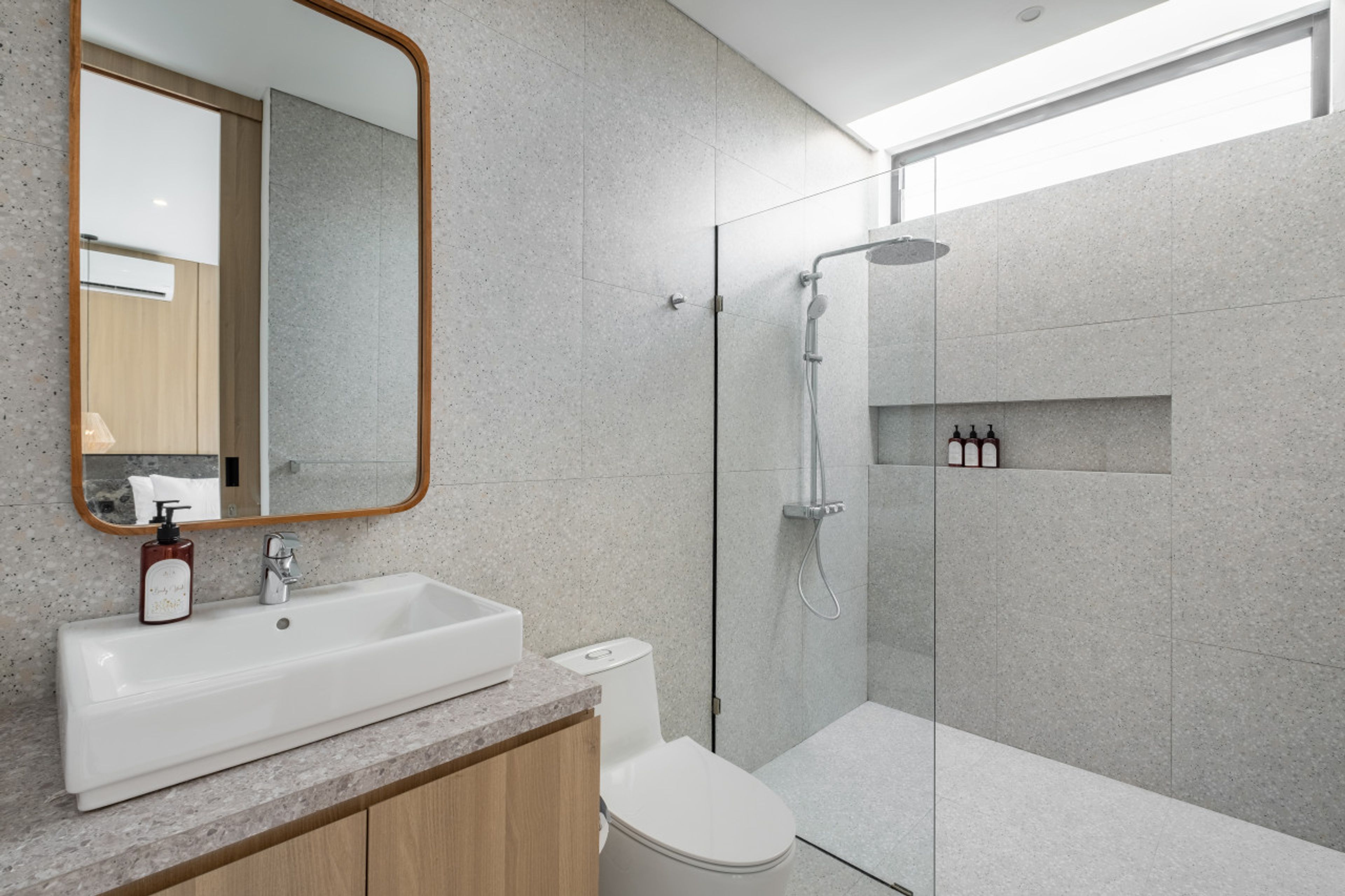 Modern Tropical Escape Villa Ayra 8C – 8 Min to Melasti Beach photo 4