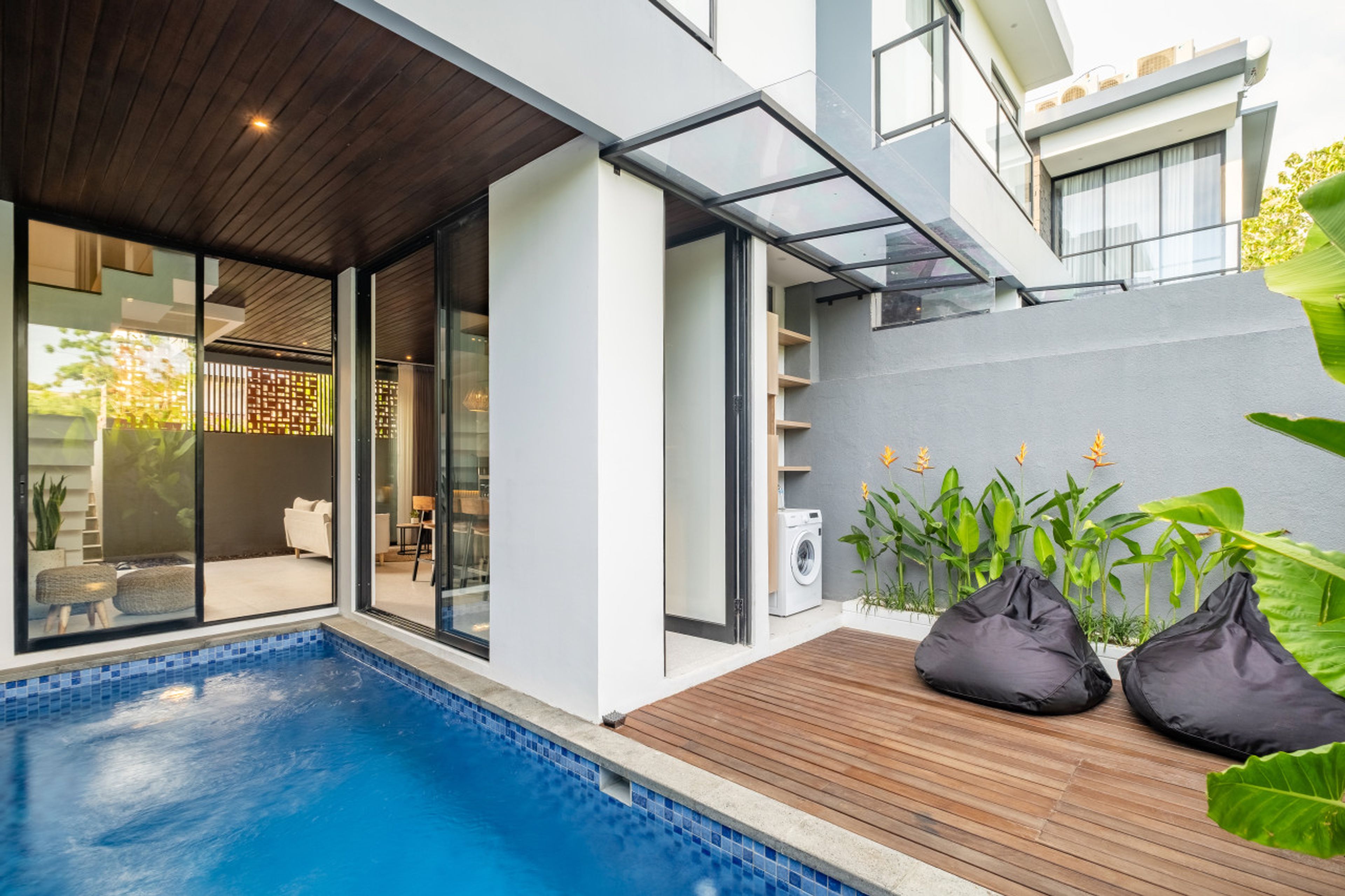 Modern Tropical Escape Villa Ayra 8C – 8 Min to Melasti Beach, 2 BR private villa — private pool villa, Bali