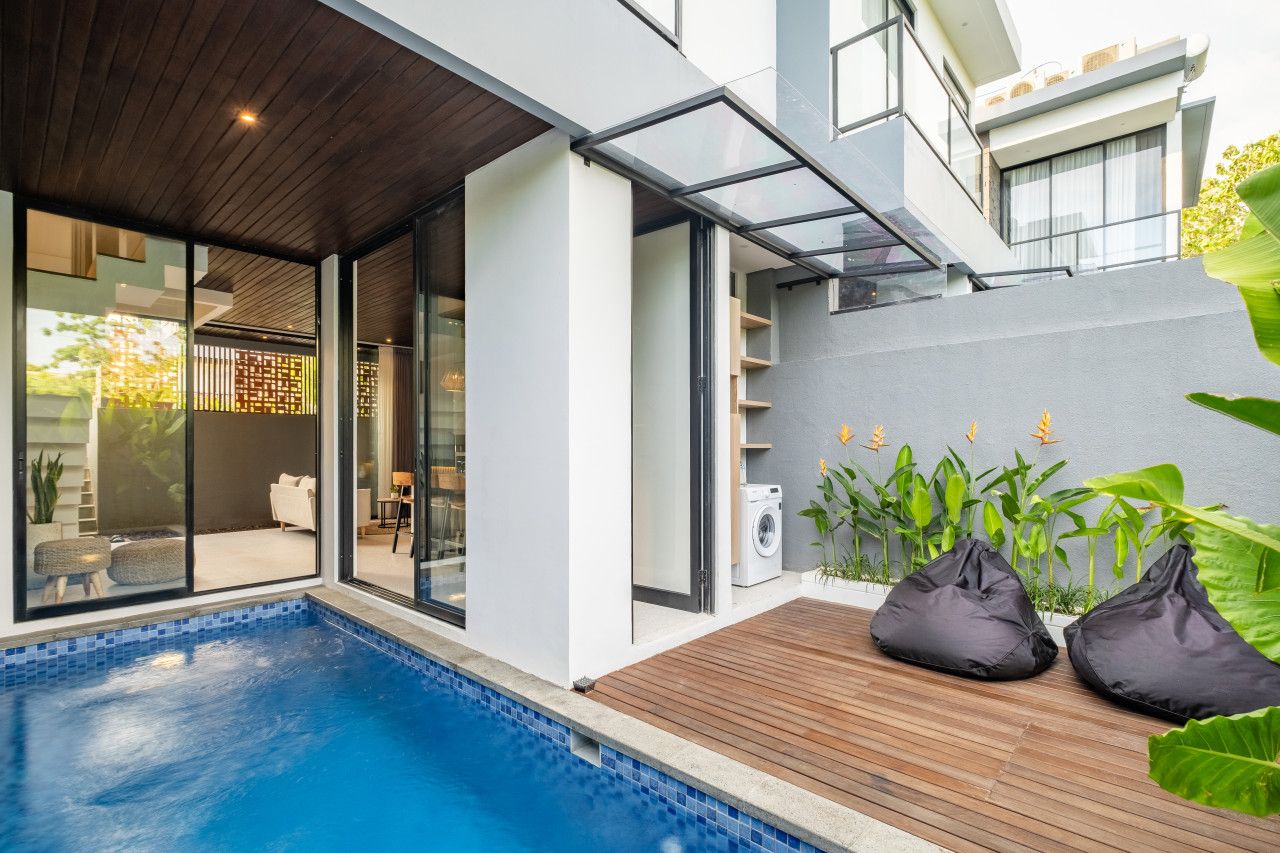 Modern Tropical Escape Villa Ayra 8C – 8 Min to Melasti Beach, 2 BR private villa — private pool villa, Bali