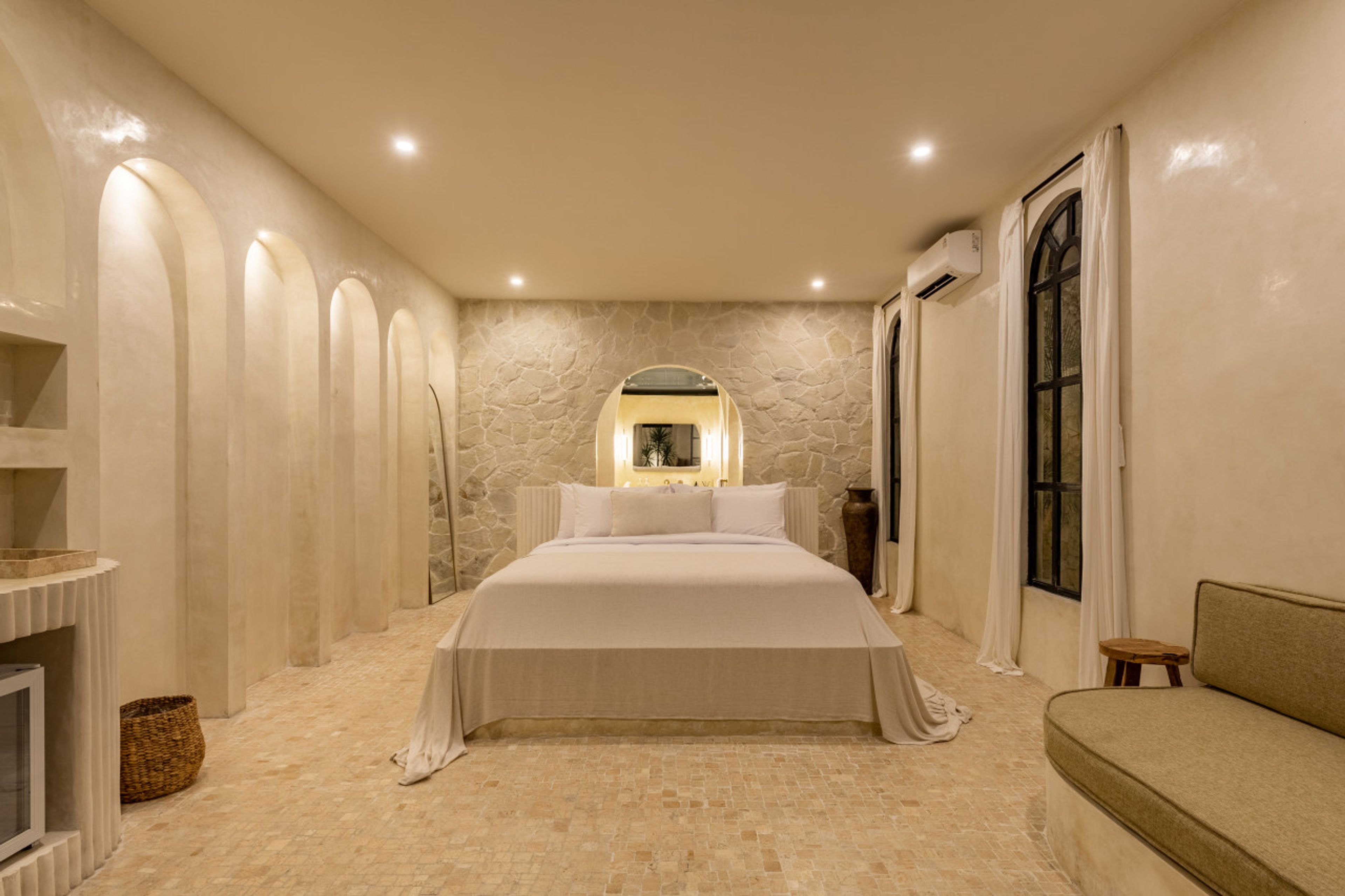 Villa Bocami Suites 2 - Honeymoon Hideaway with Pool photo 2