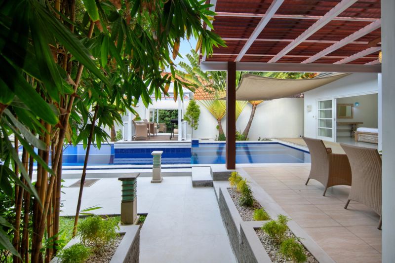 Villa Shree Canggu , 2 mins walk to beach, 3 BR private villa — private pool villa, Bali