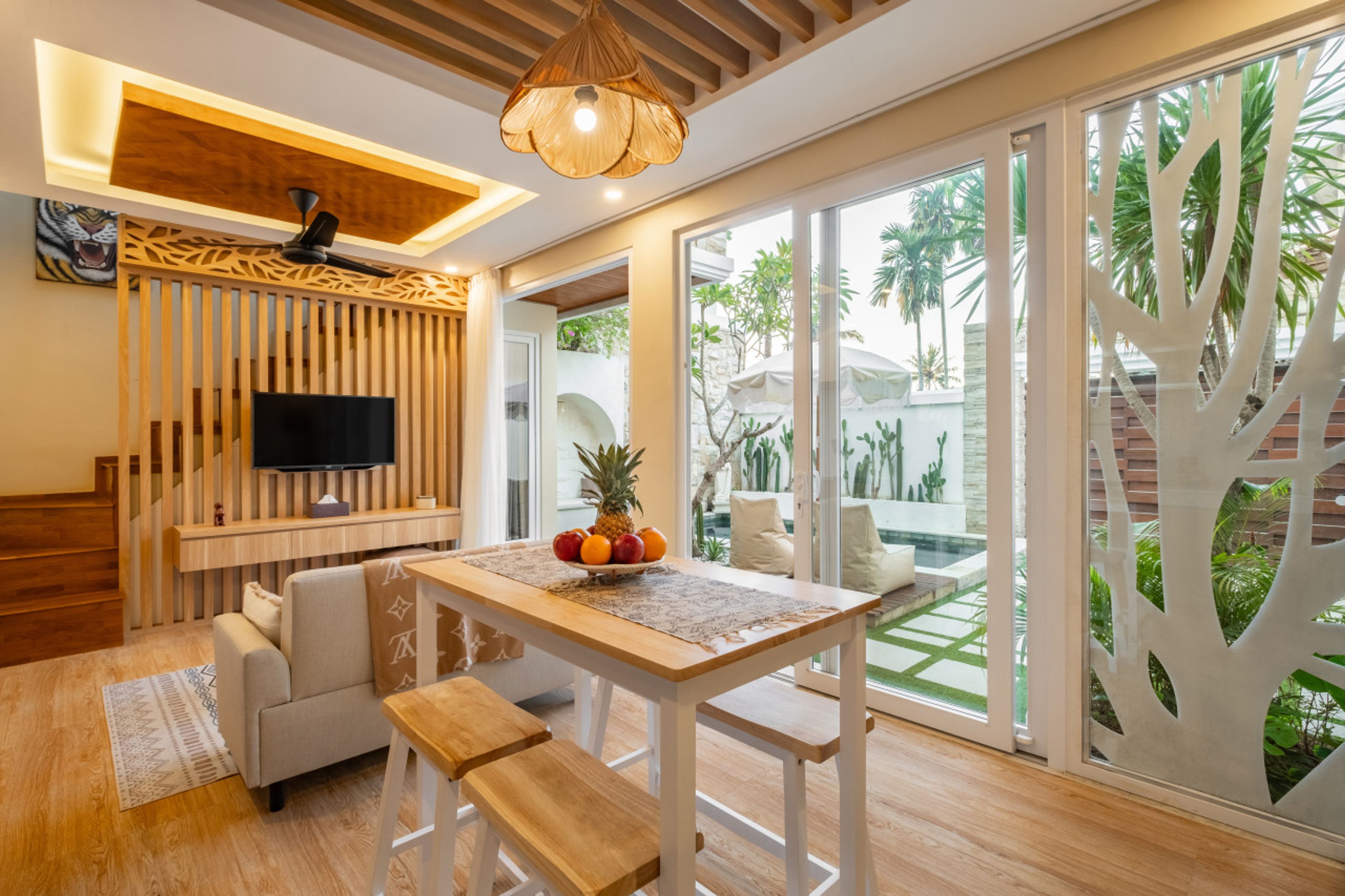 Stylish Villa Dove near Pererenan Beach photo 2