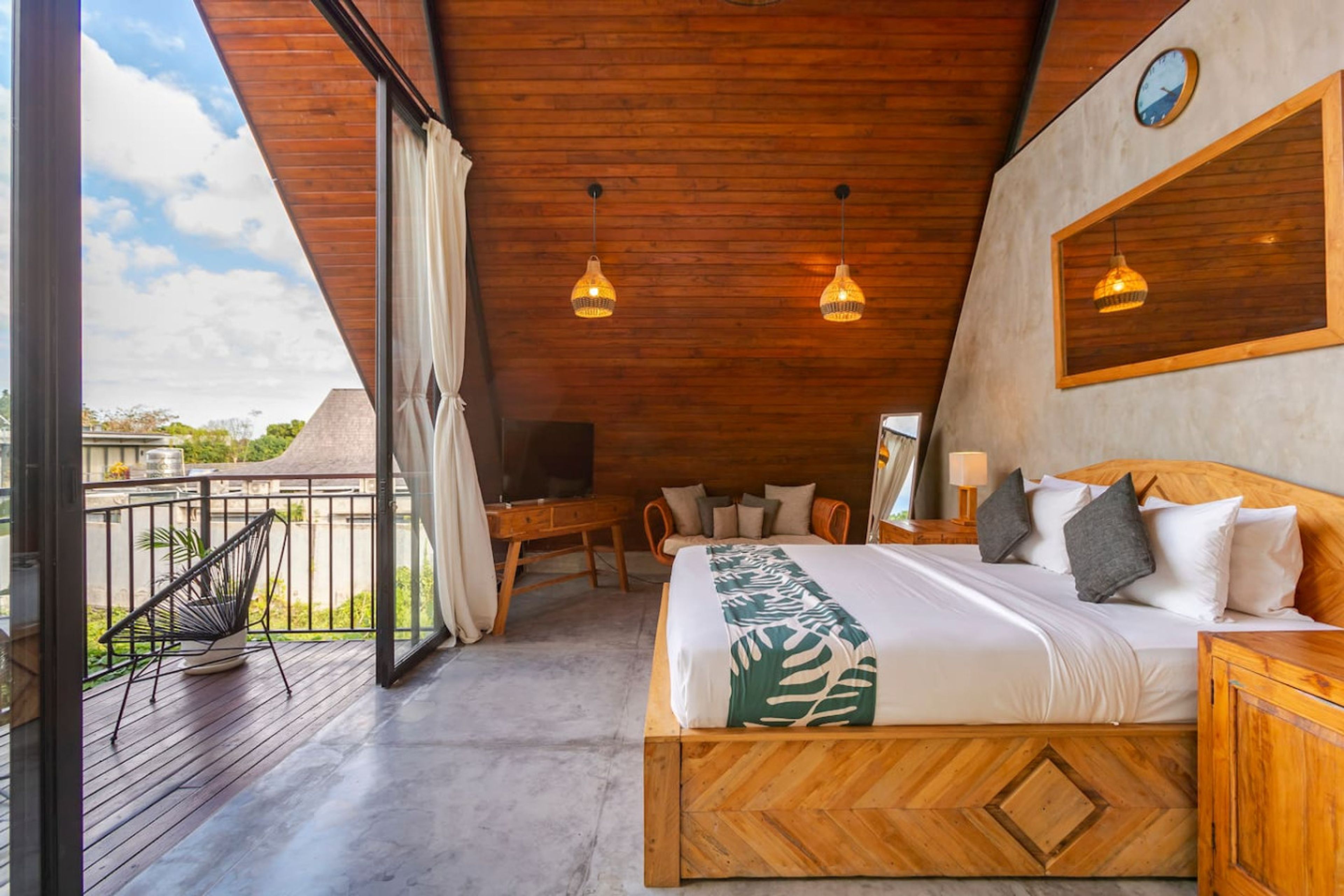 Tropical 2BR Private Pool Villa Indra - Pererenan photo 2
