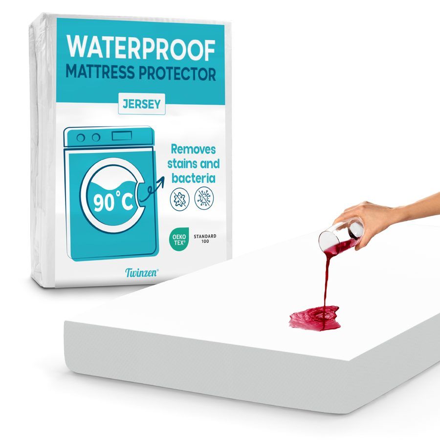 Polyester mattress protector