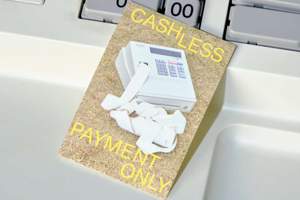 カバー画像：Sticker / STICKER STAND